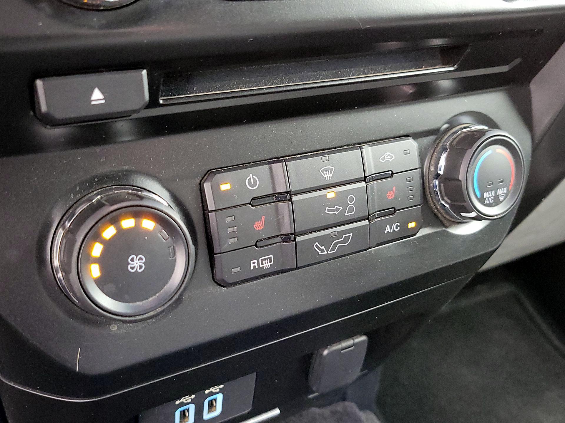 Thumbnail: 2016 Ford F-150 - 16