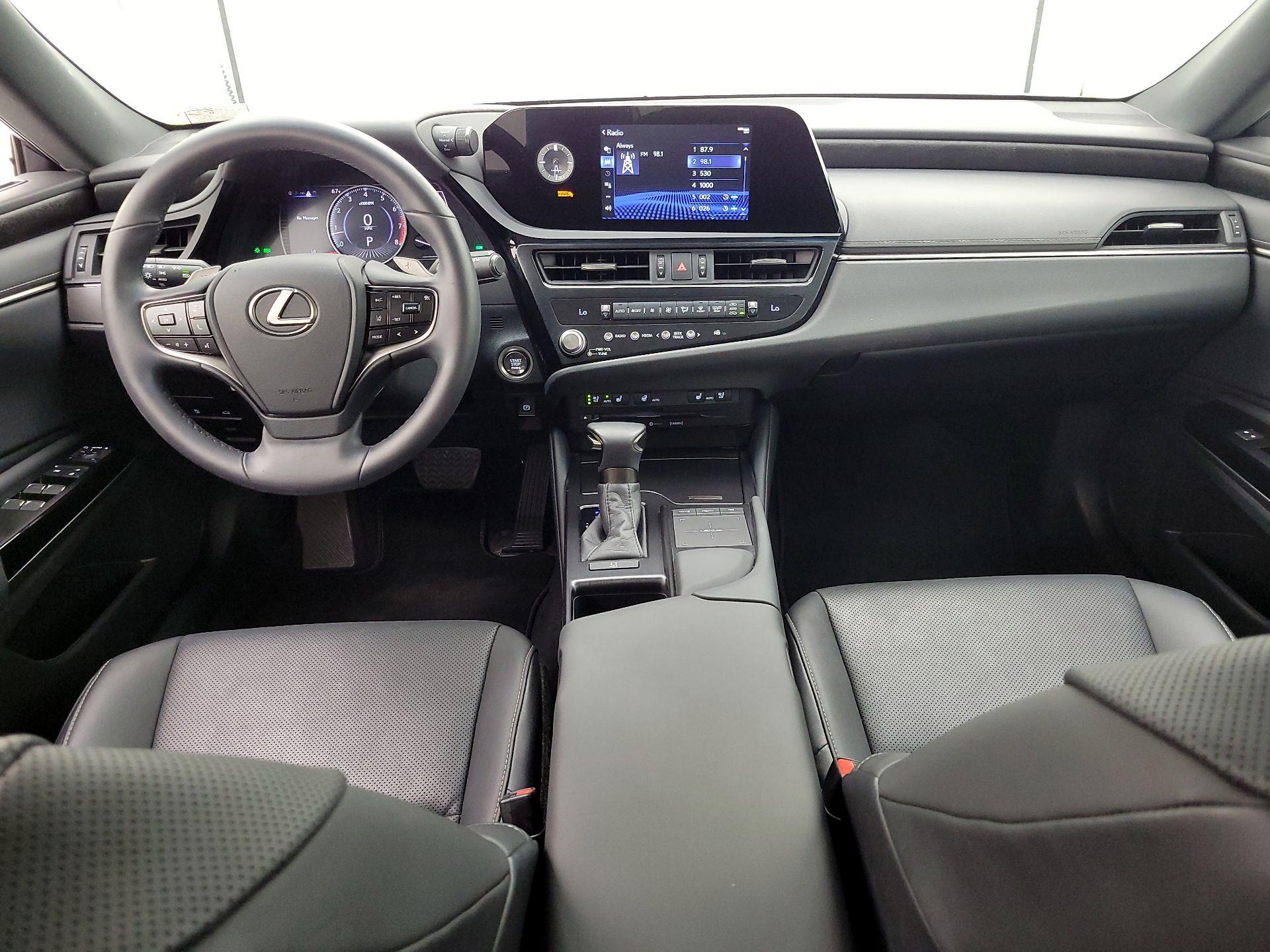 Thumbnail: 2022 Lexus ES - 9