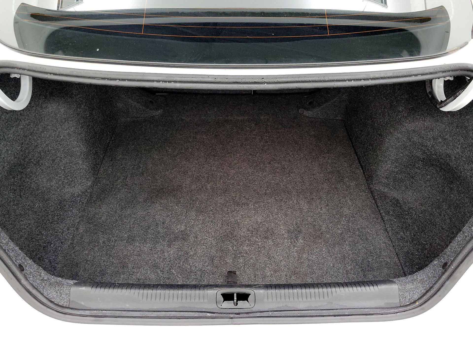 Thumbnail: 2015 Chrysler 200 - 20