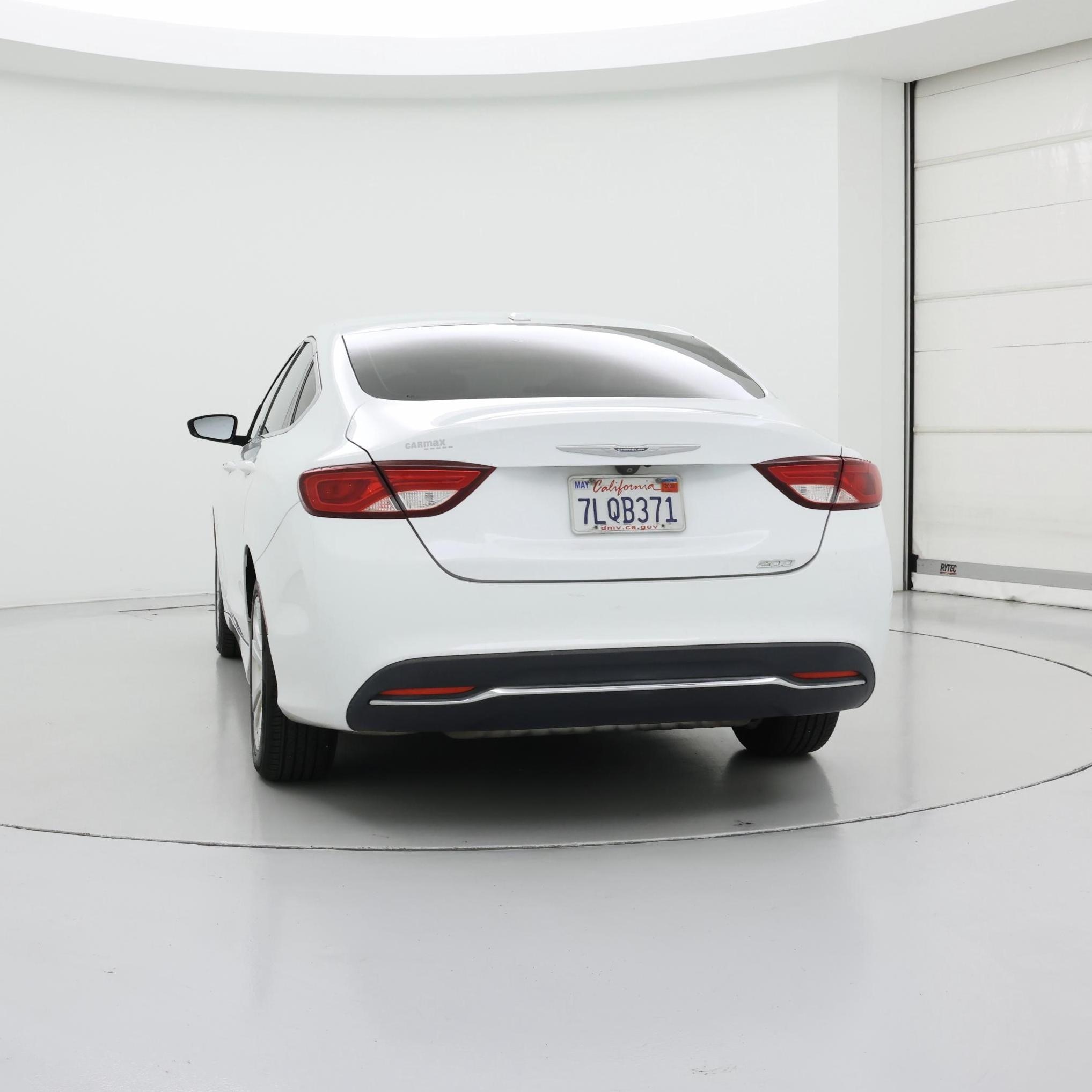 Thumbnail: 2015 Chrysler 200 - 6