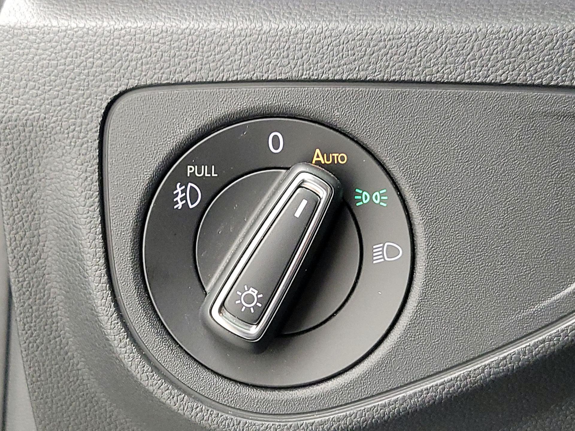 Thumbnail: 2019 Volkswagen Atlas - 13