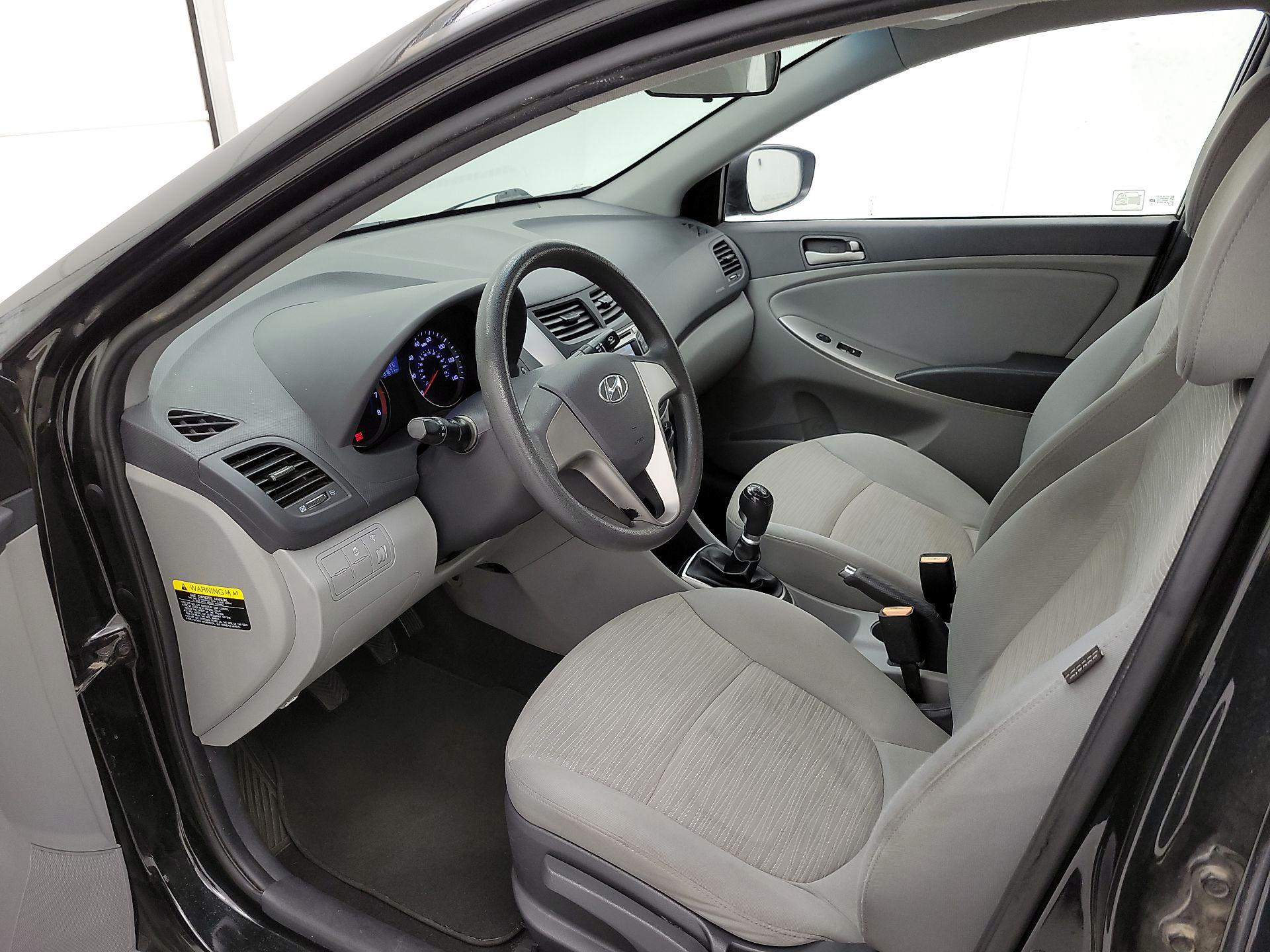 Thumbnail: 2016 Hyundai Accent - 11