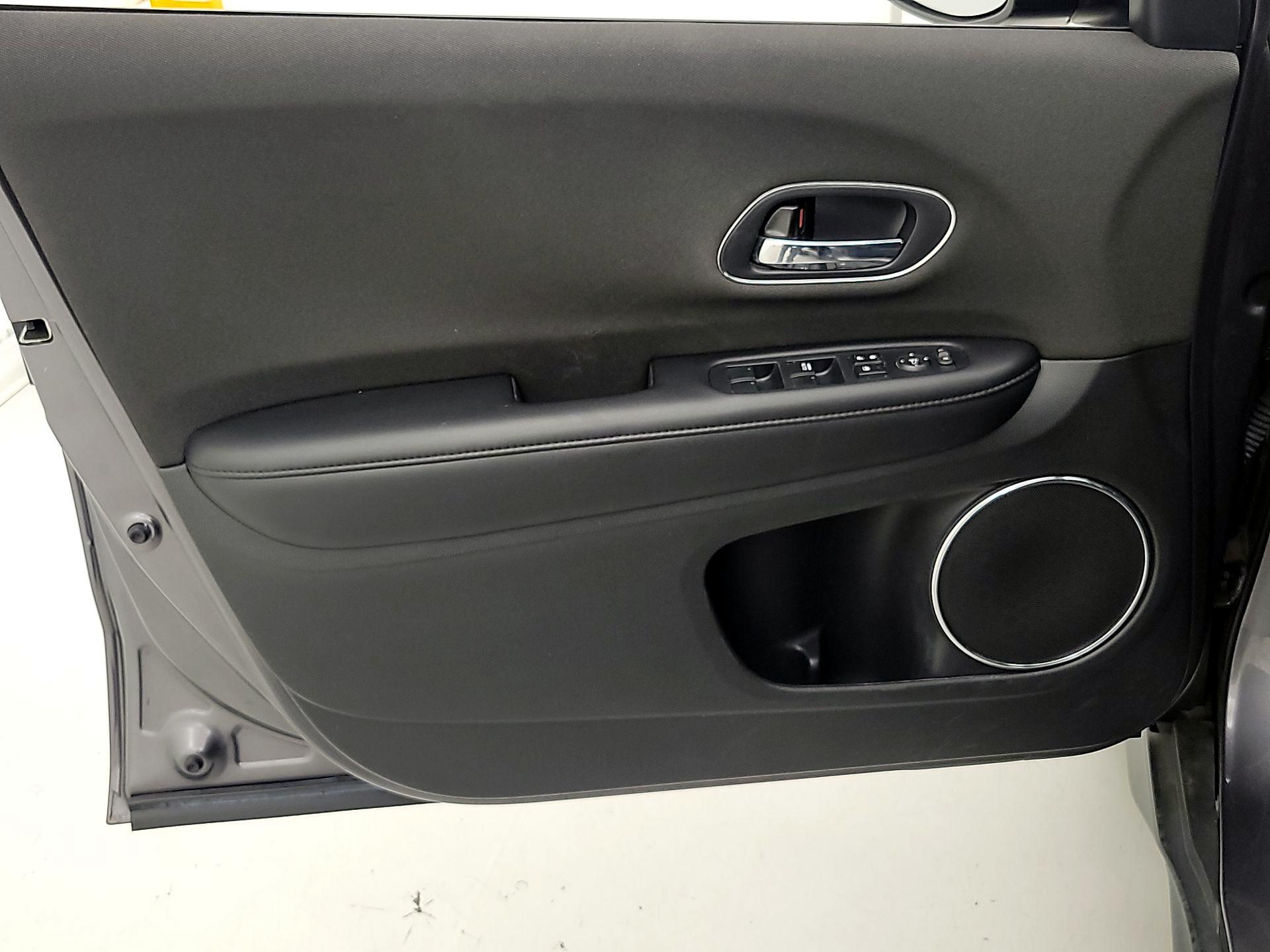 Thumbnail: 2022 Honda HR-V - 12