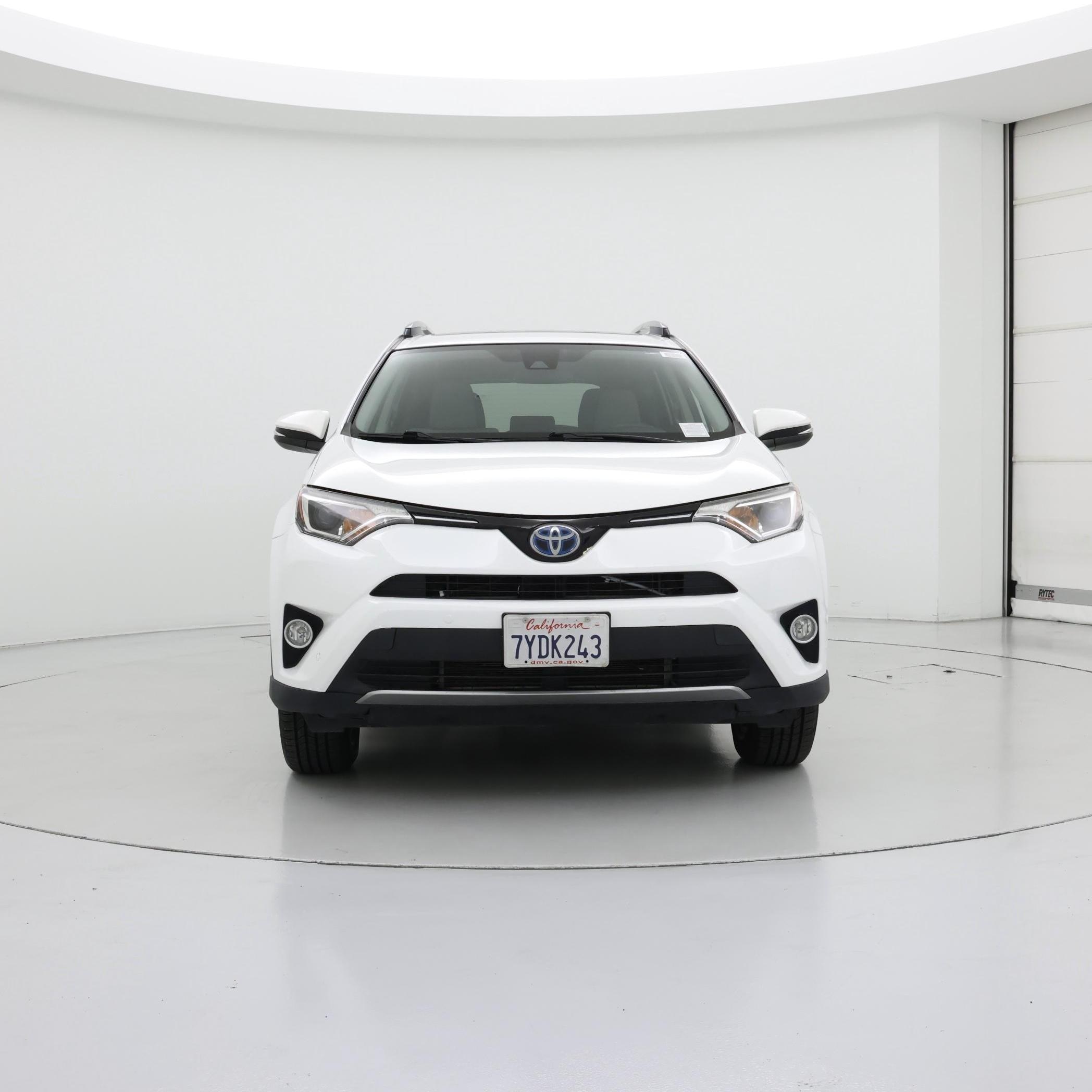 Thumbnail: 2017 Toyota RAV4 - 5