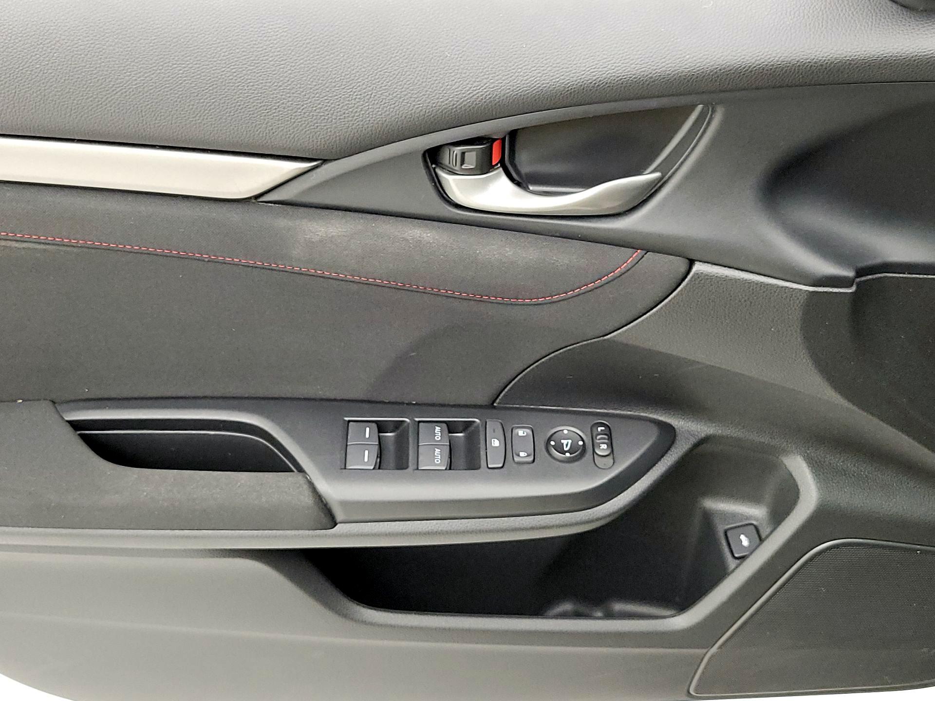 Thumbnail: 2018 Honda Civic - 12