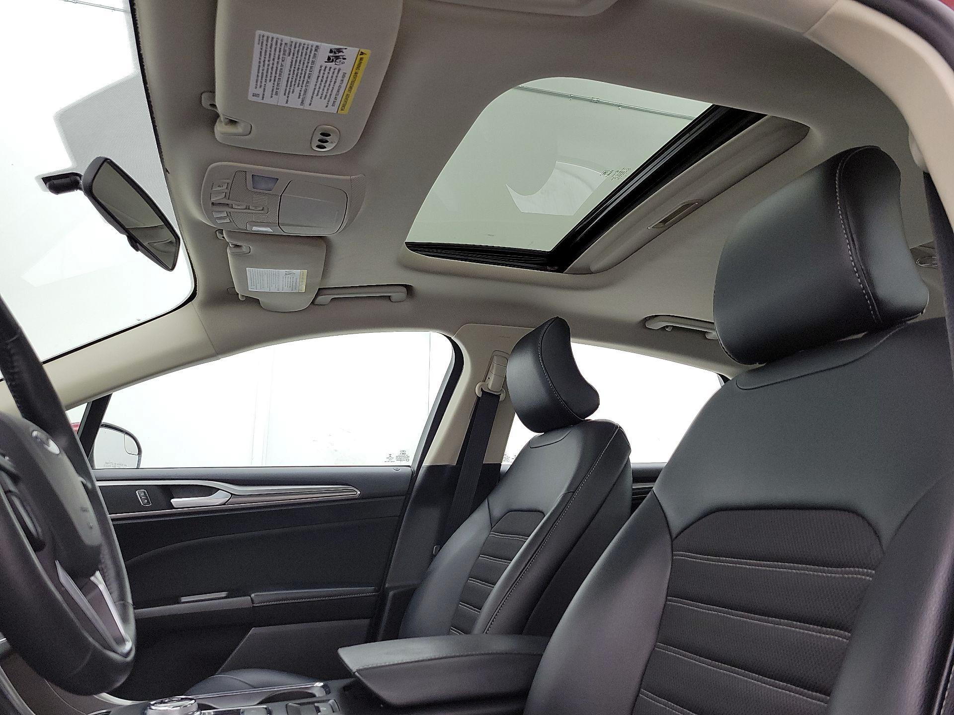 Thumbnail: 2017 Ford Fusion - 20