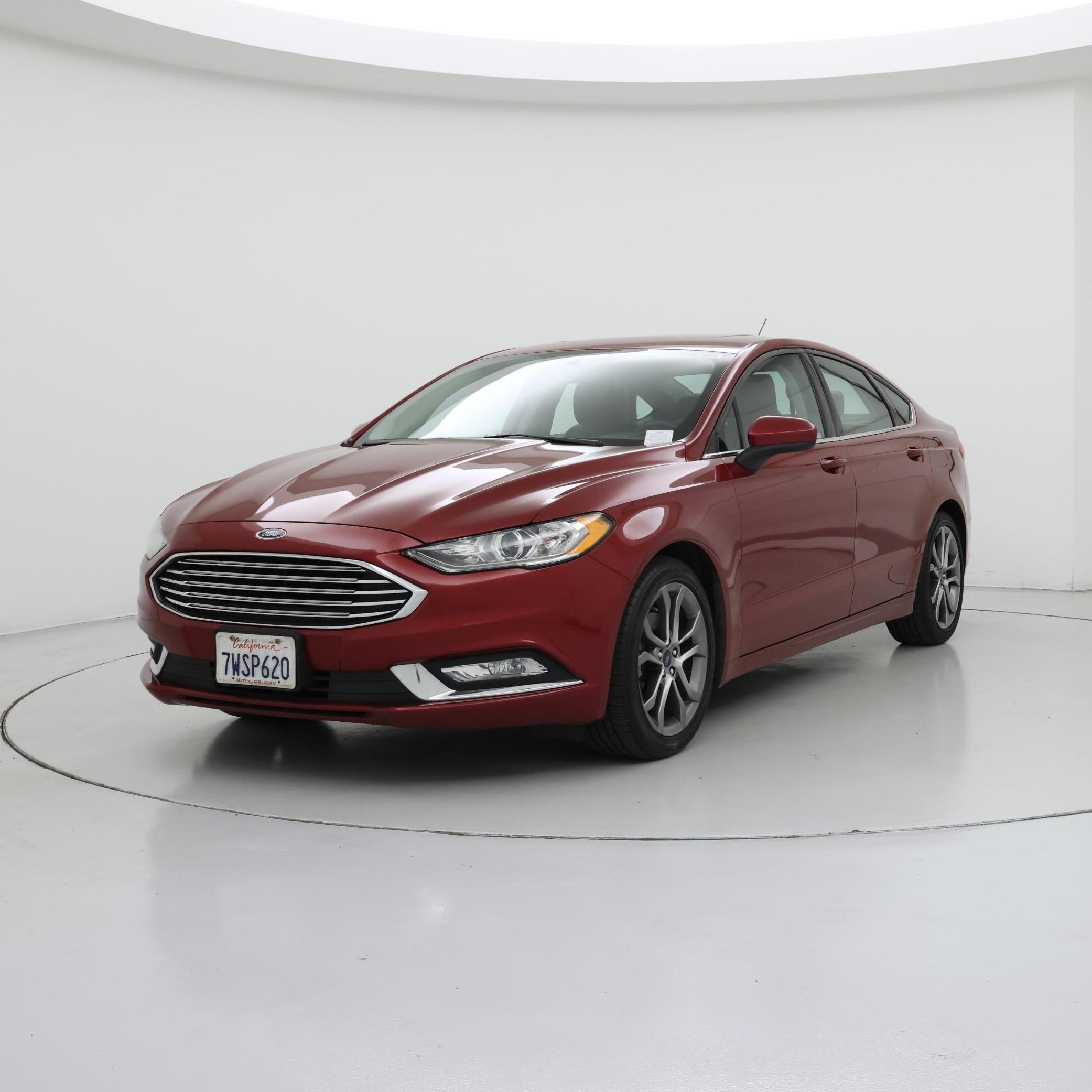 Thumbnail: 2017 Ford Fusion - 4