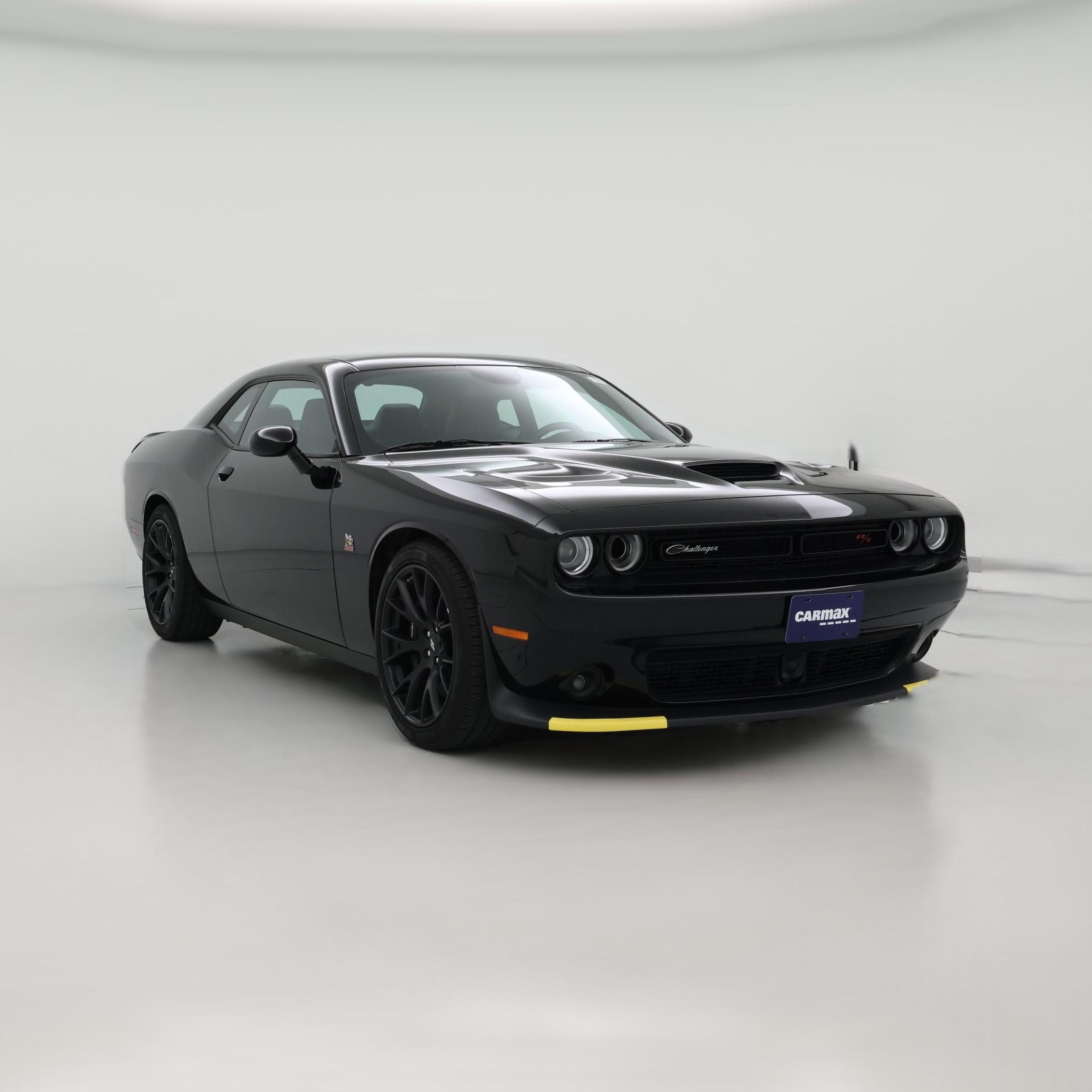 Thumbnail: 2019 Dodge Challenger - 1