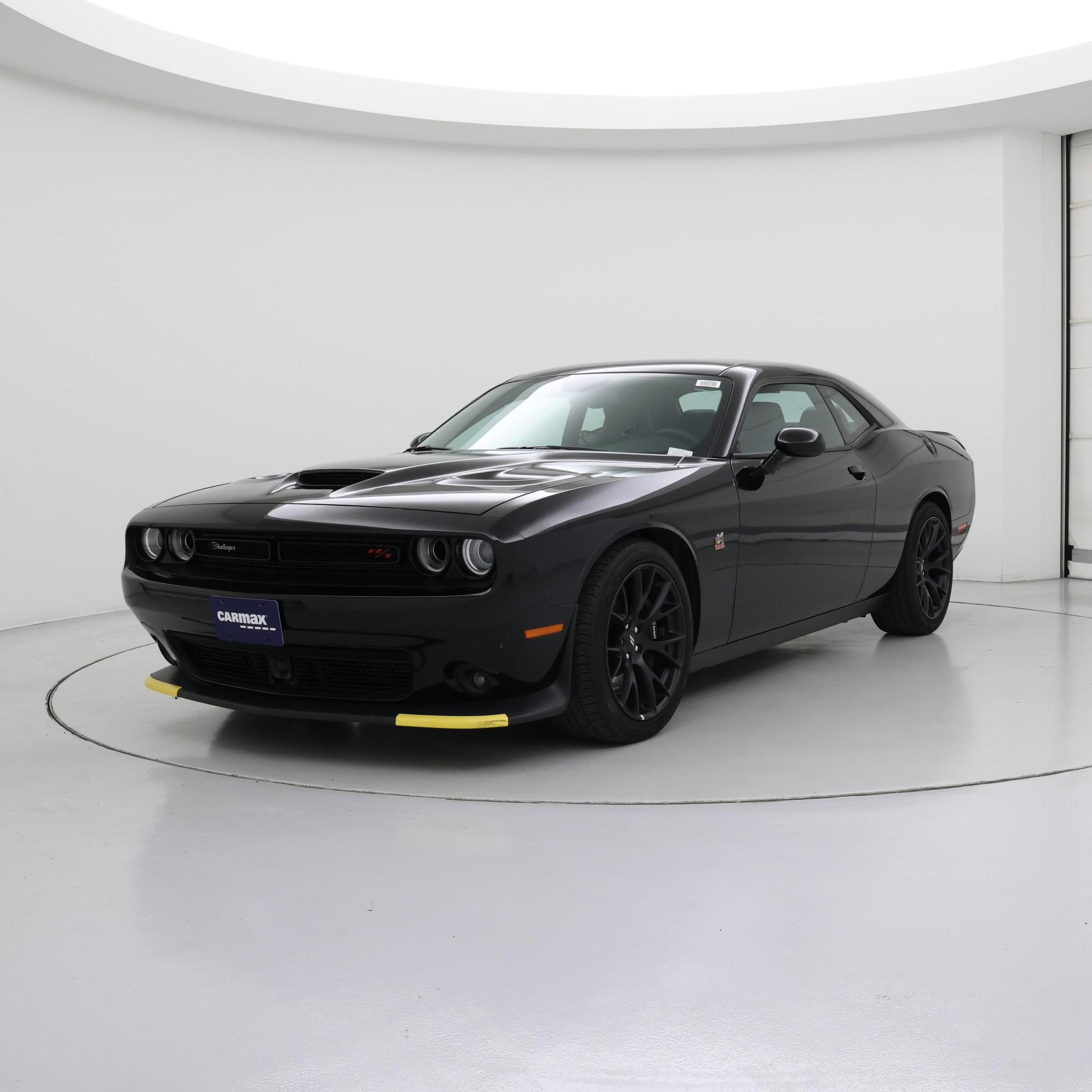 Thumbnail: 2019 Dodge Challenger - 4