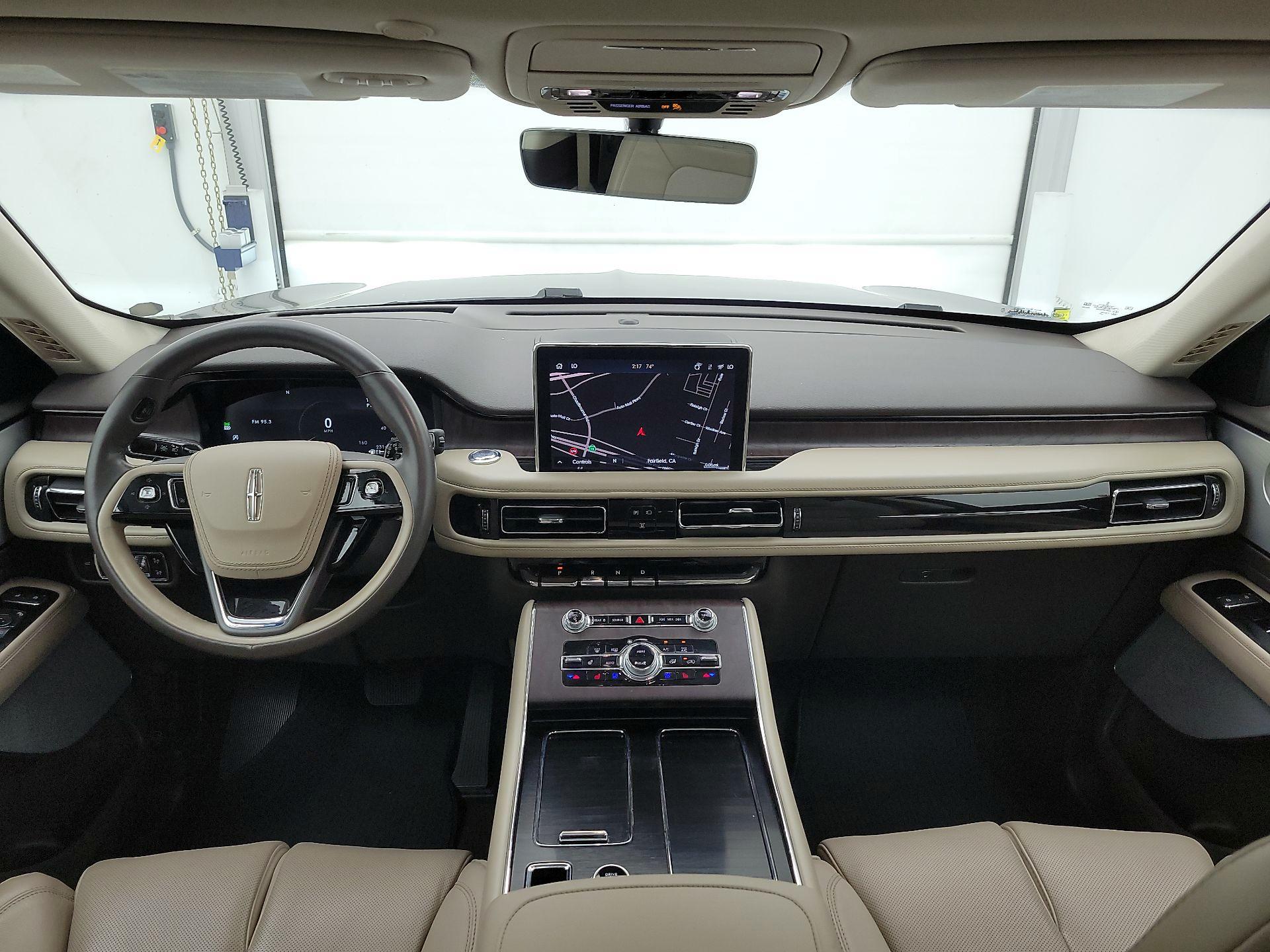 Thumbnail: 2021 Lincoln Aviator - 9