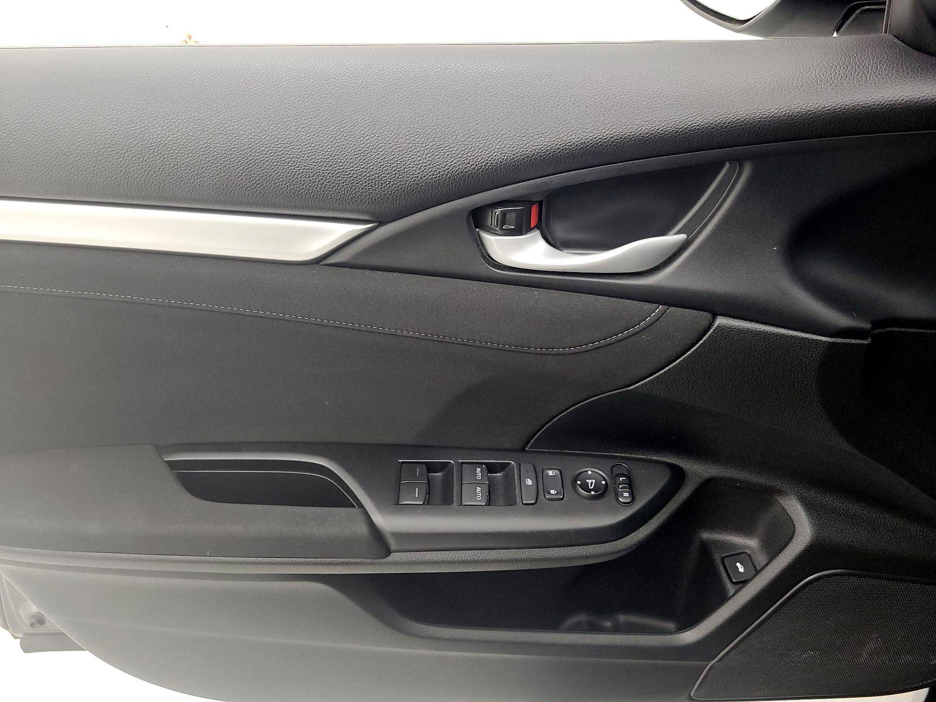 Thumbnail: 2018 Honda Civic - 12