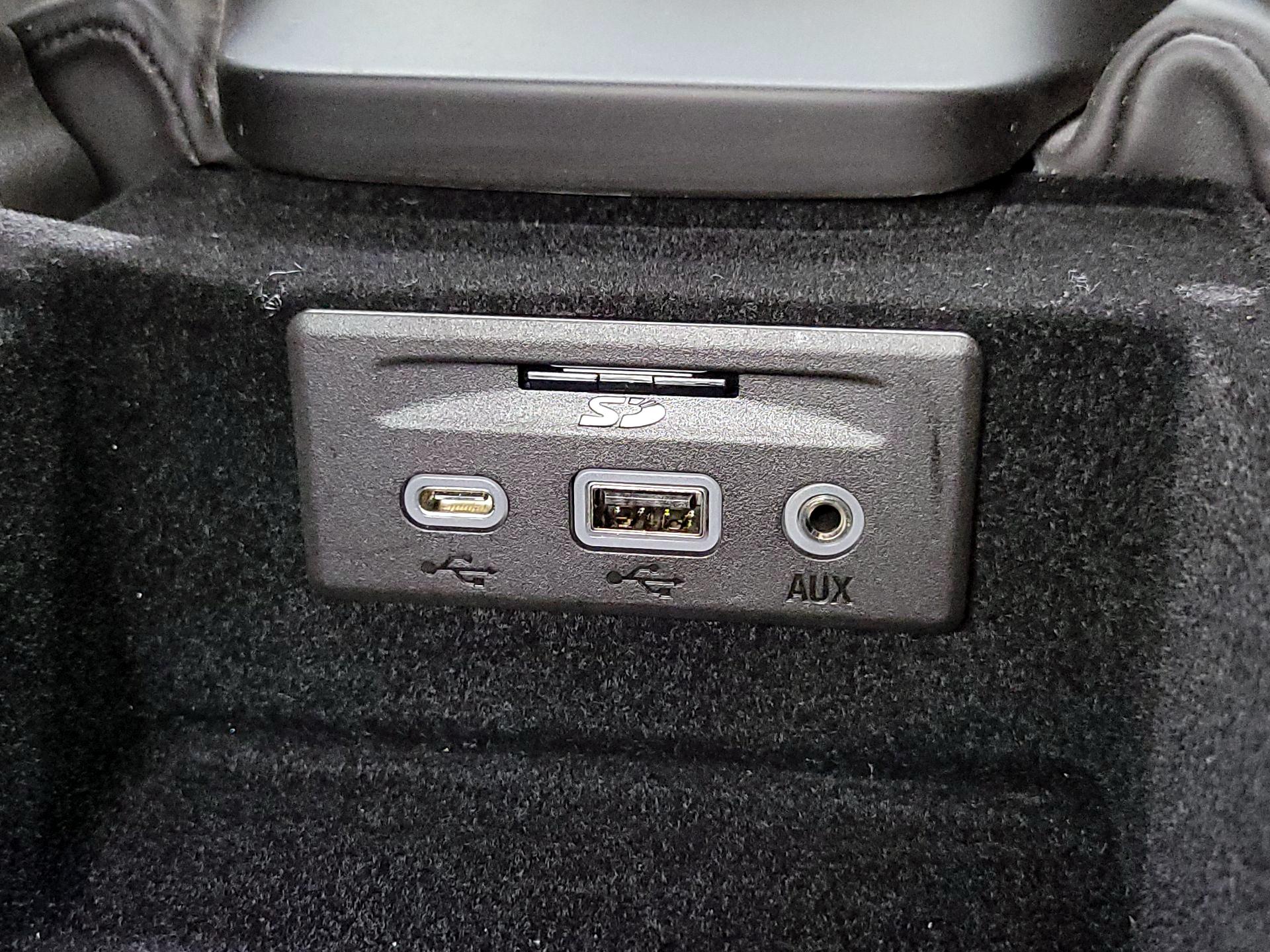 Thumbnail: 2022 Chevrolet Corvette - 18