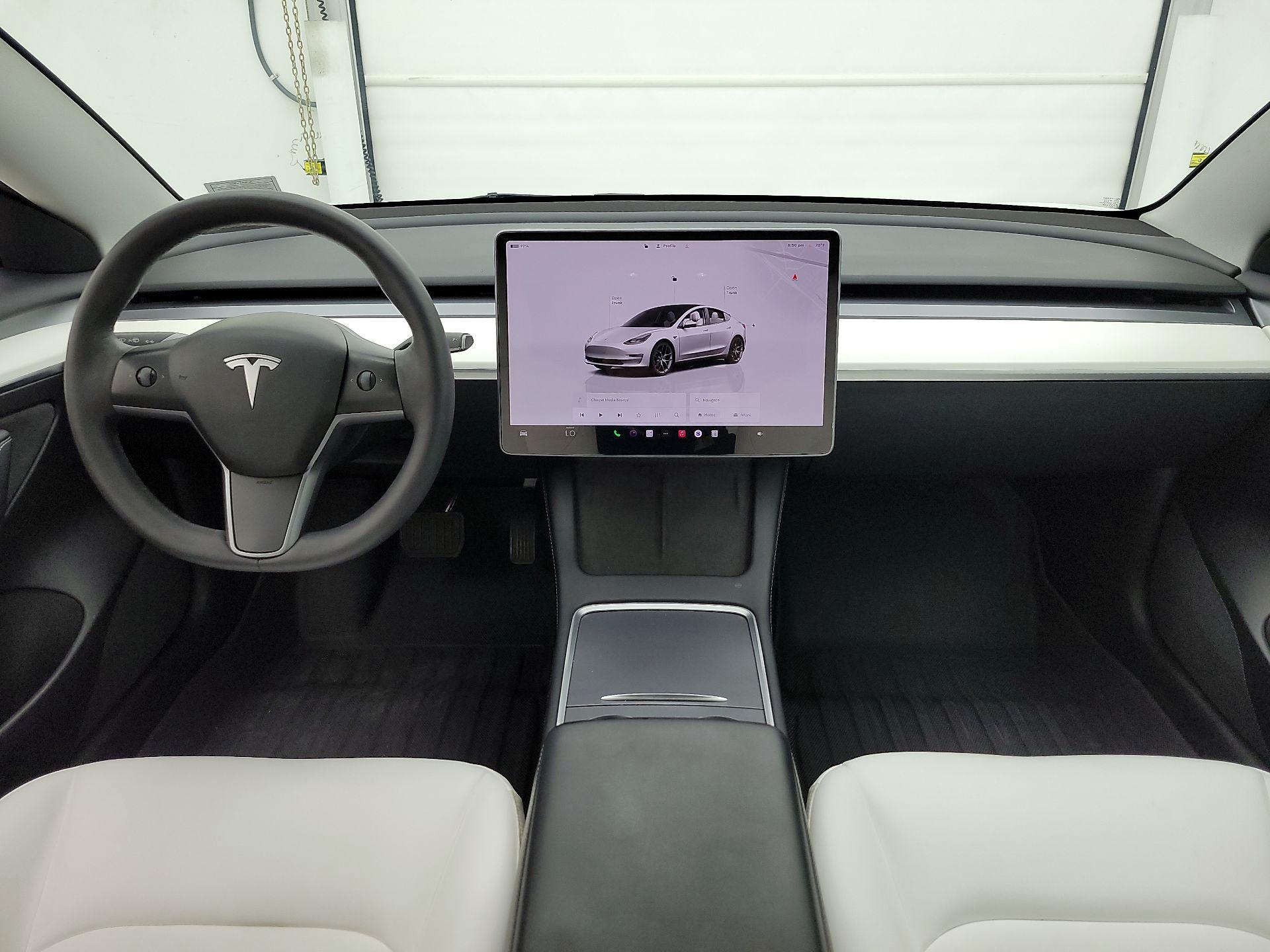 Thumbnail: 2022 Tesla Model 3 - 9