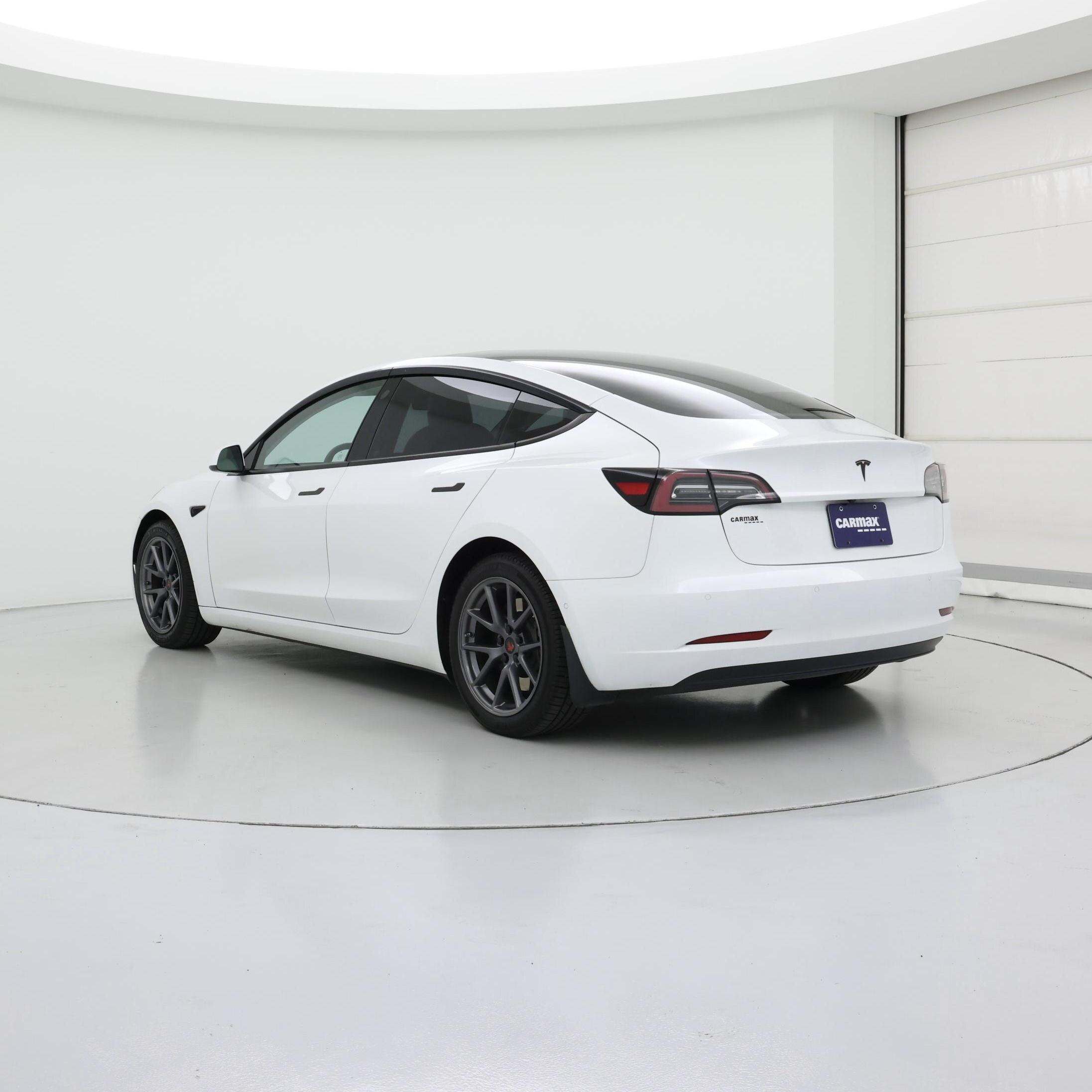 Thumbnail: 2022 Tesla Model 3 - 2