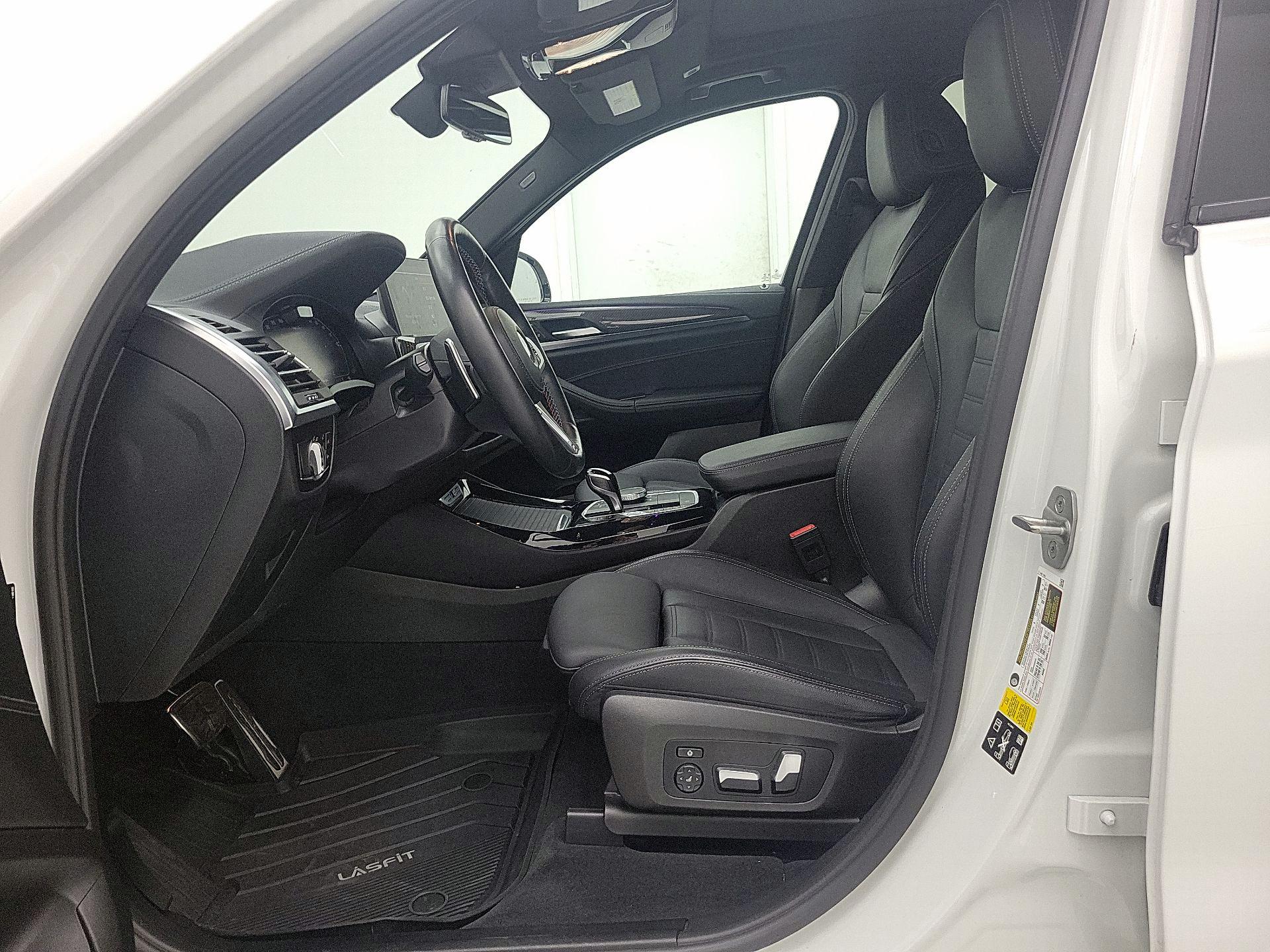 Thumbnail: 2022 BMW X3 - 11