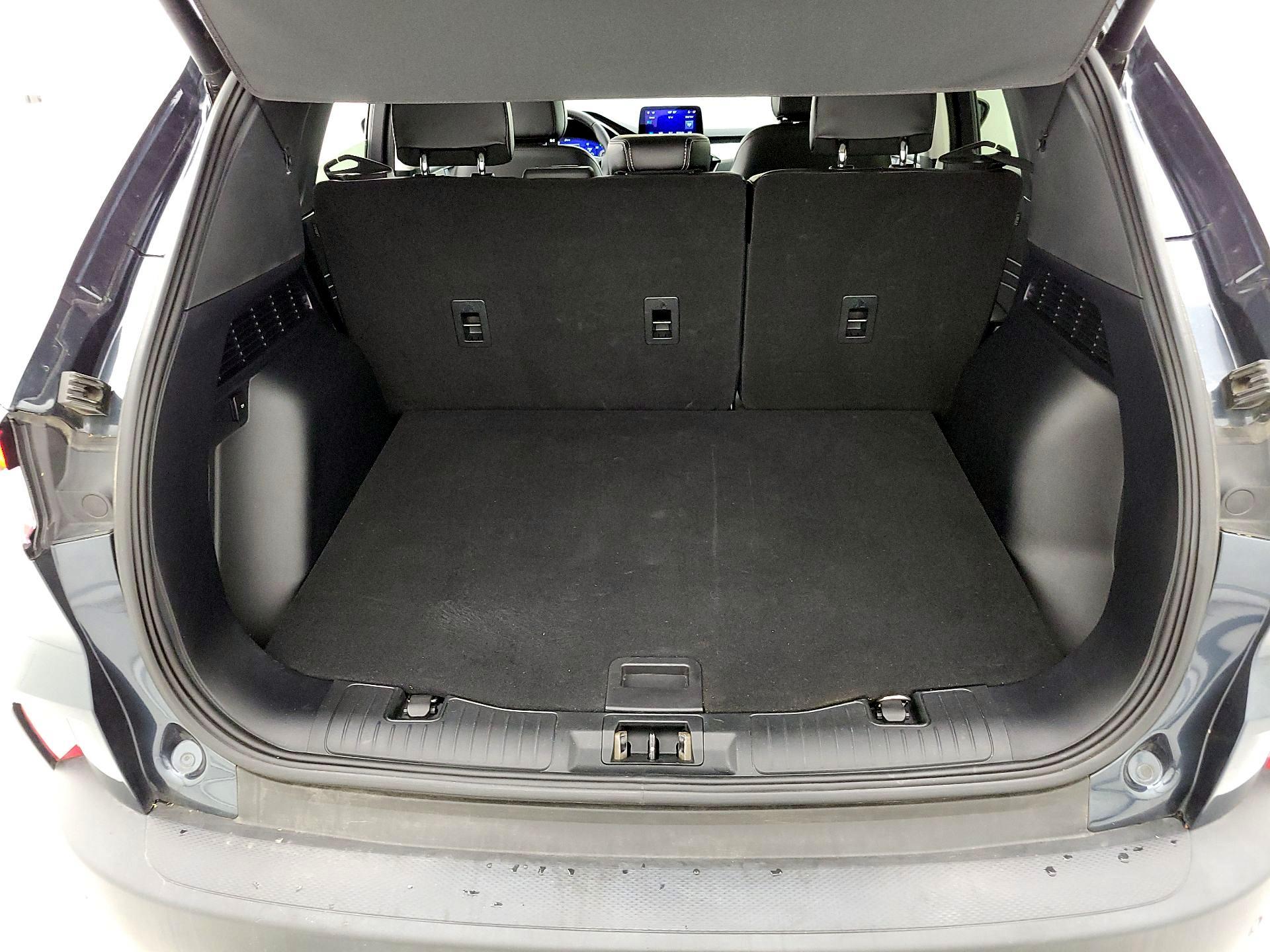 Thumbnail: 2022 Ford Escape - 20