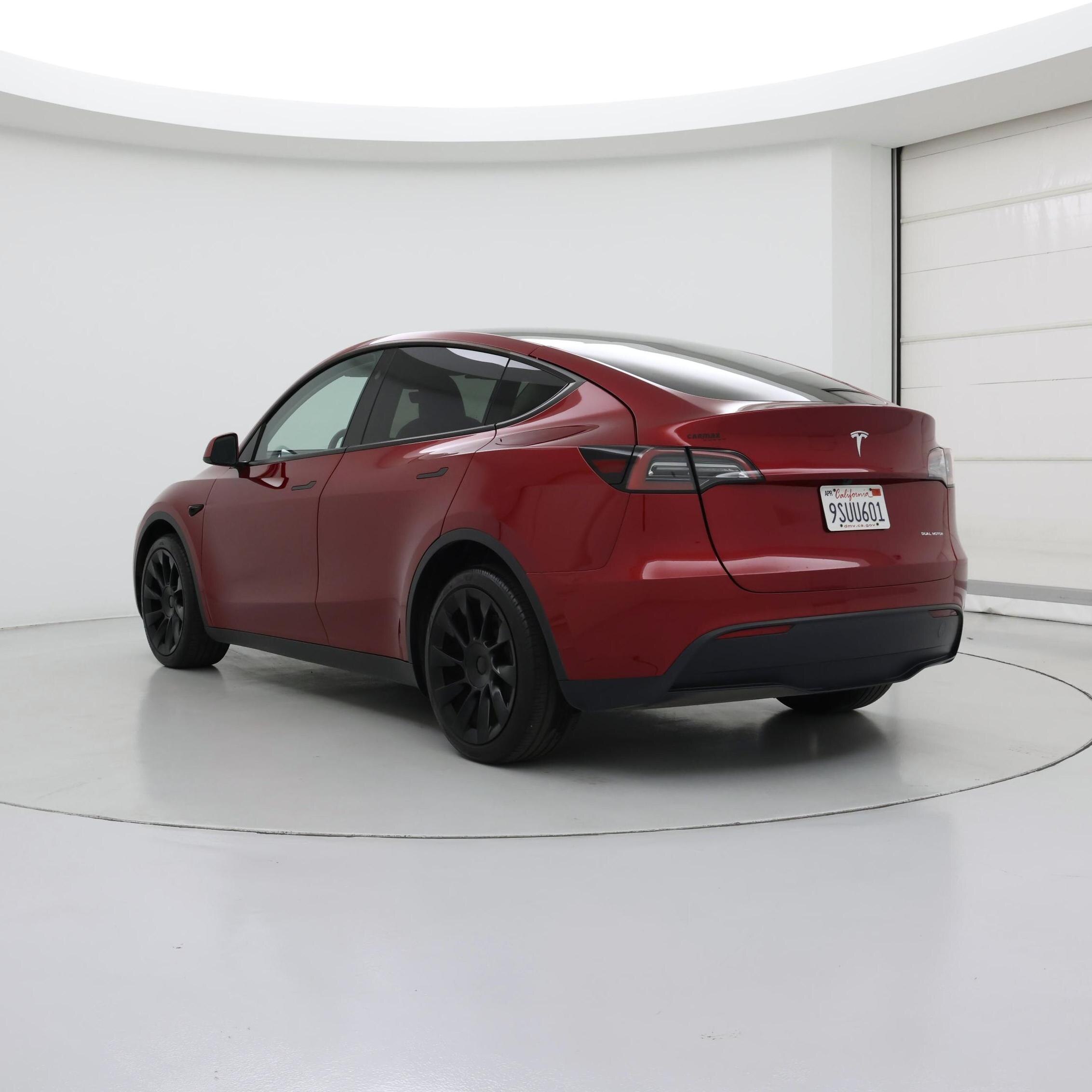 Thumbnail: 2025 Tesla Model Y - 2