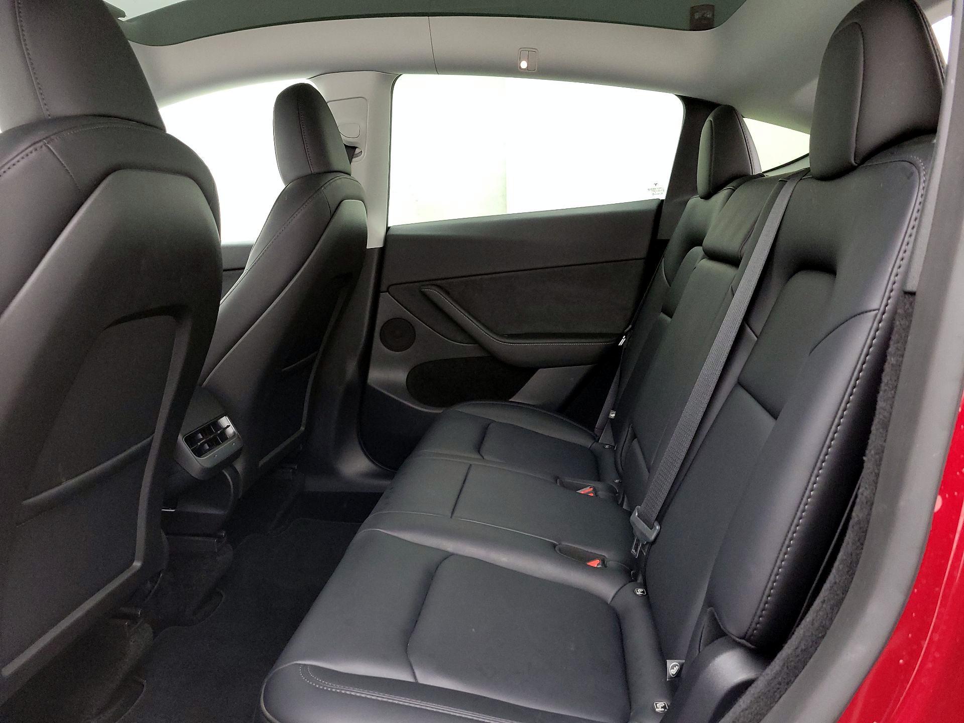 Thumbnail: 2025 Tesla Model Y - 19