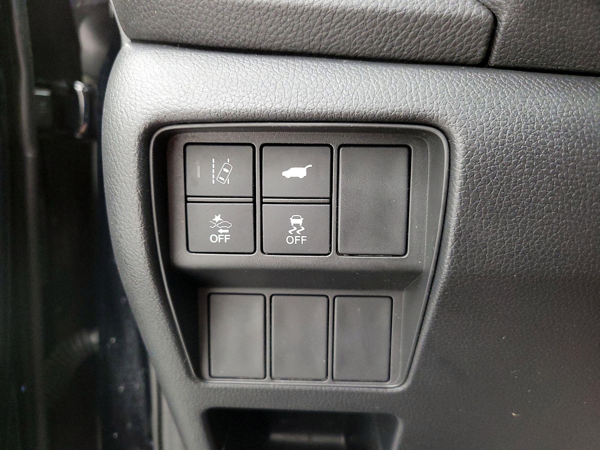 Thumbnail: 2017 Honda CR-V - 13