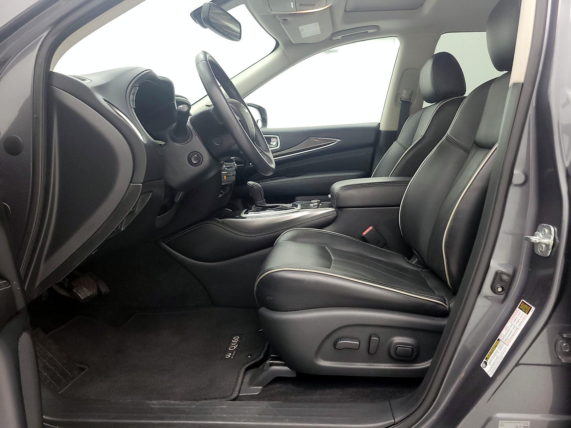 Thumbnail: 2018 INFINITI QX60 - 11