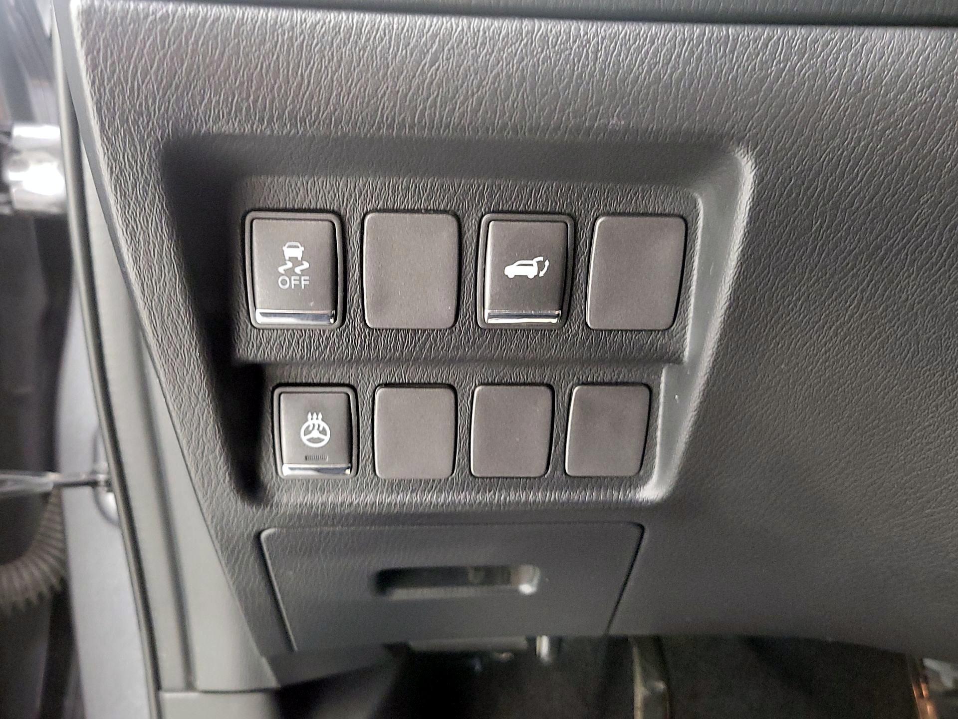 Thumbnail: 2018 INFINITI QX60 - 13