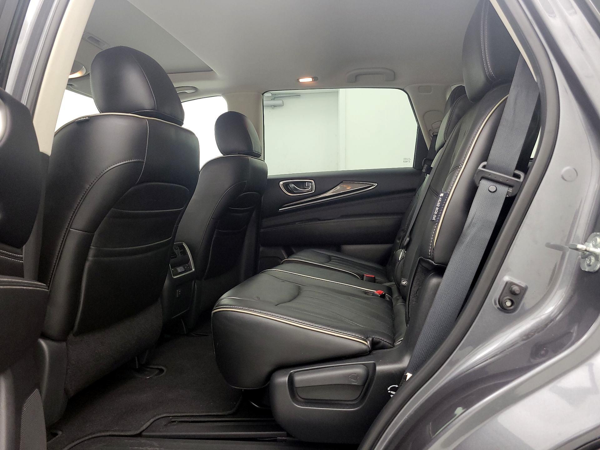 Thumbnail: 2018 INFINITI QX60 - 20