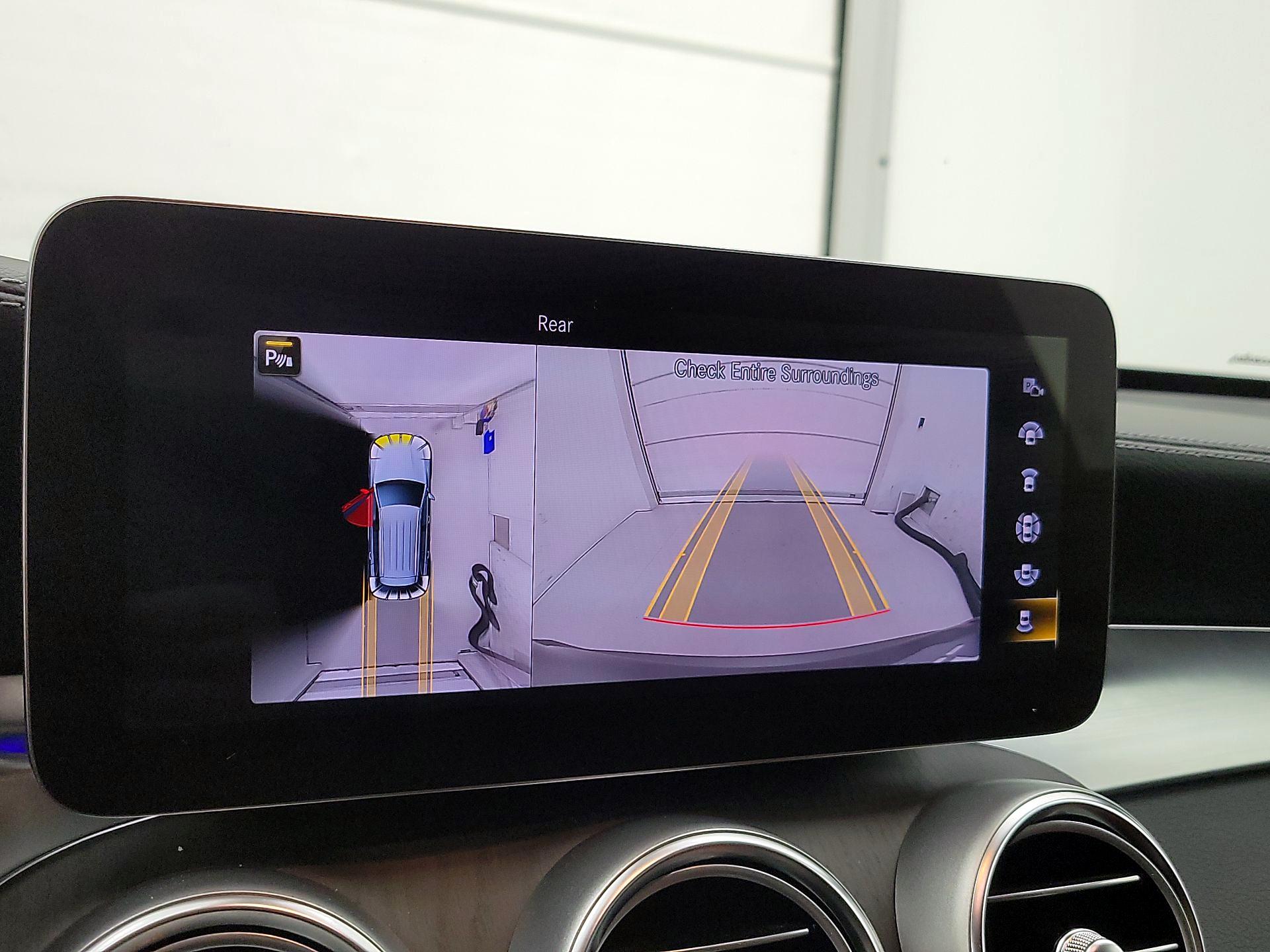 Thumbnail: 2022 Mercedes-Benz GLC - 14