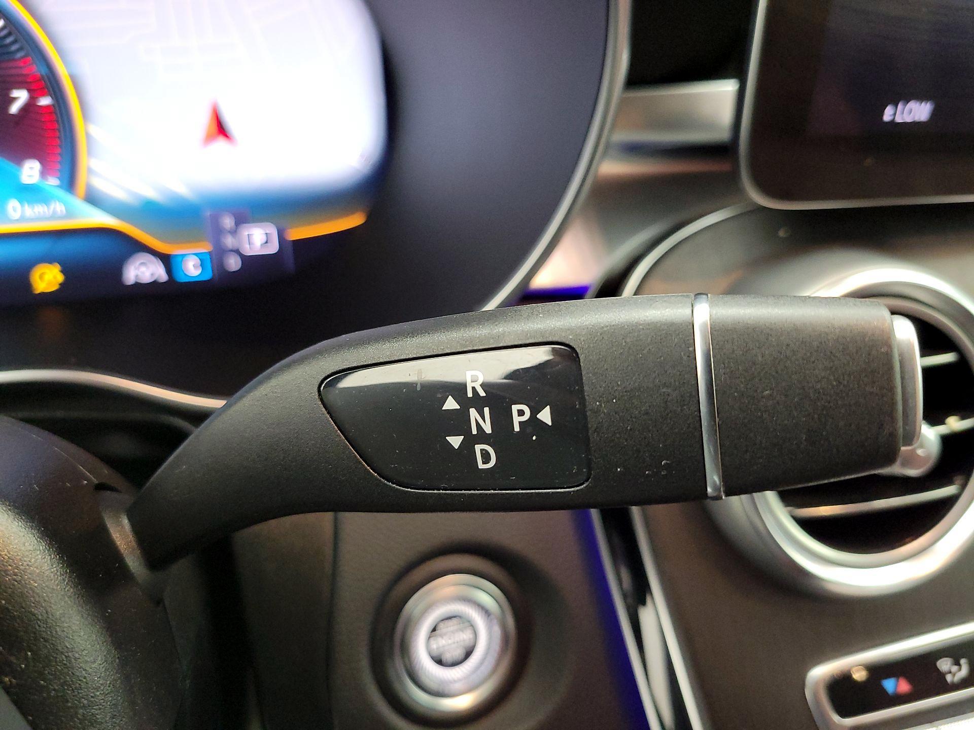 Thumbnail: 2022 Mercedes-Benz GLC - 17