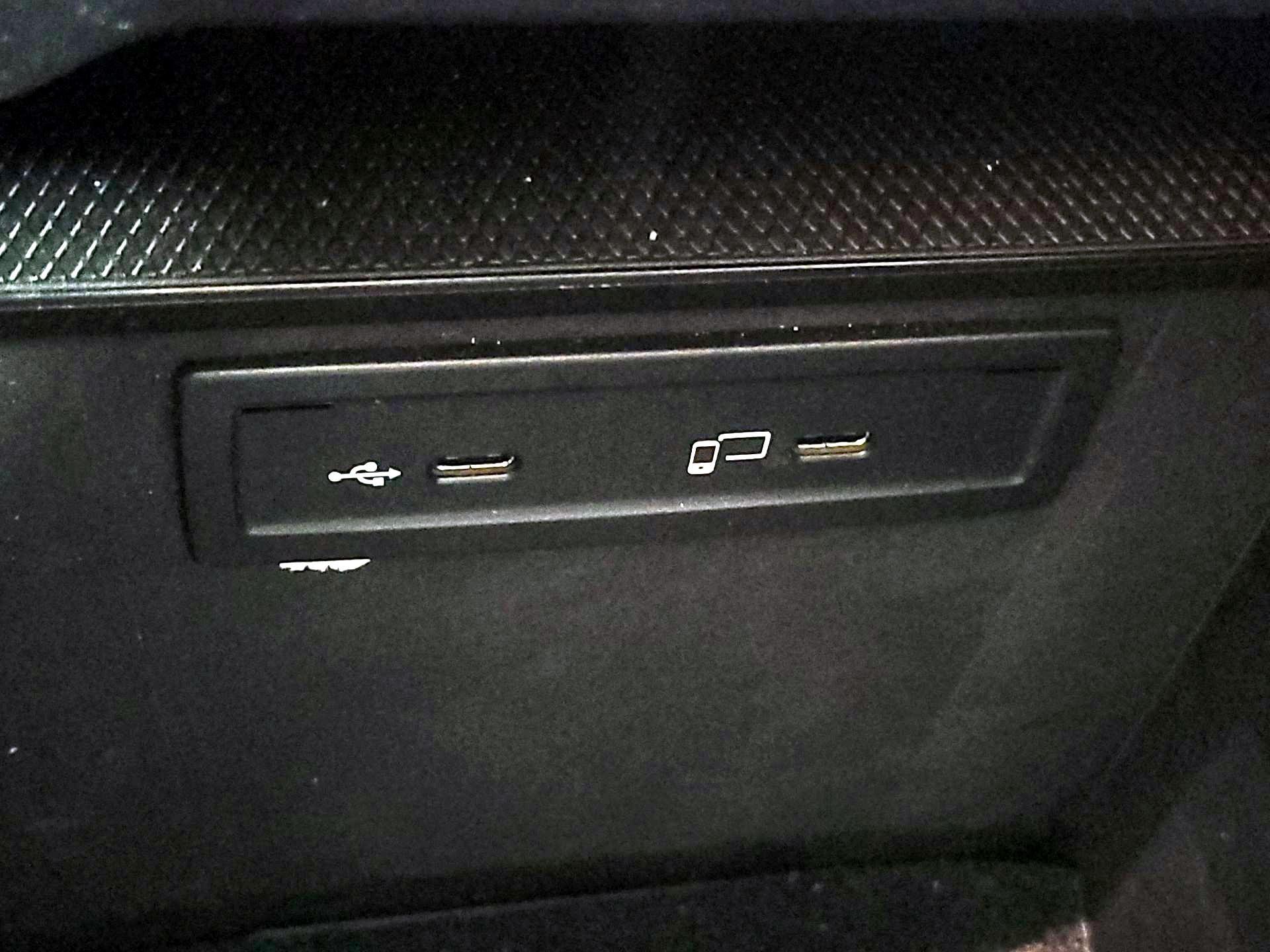 Thumbnail: 2022 Mercedes-Benz GLC - 18