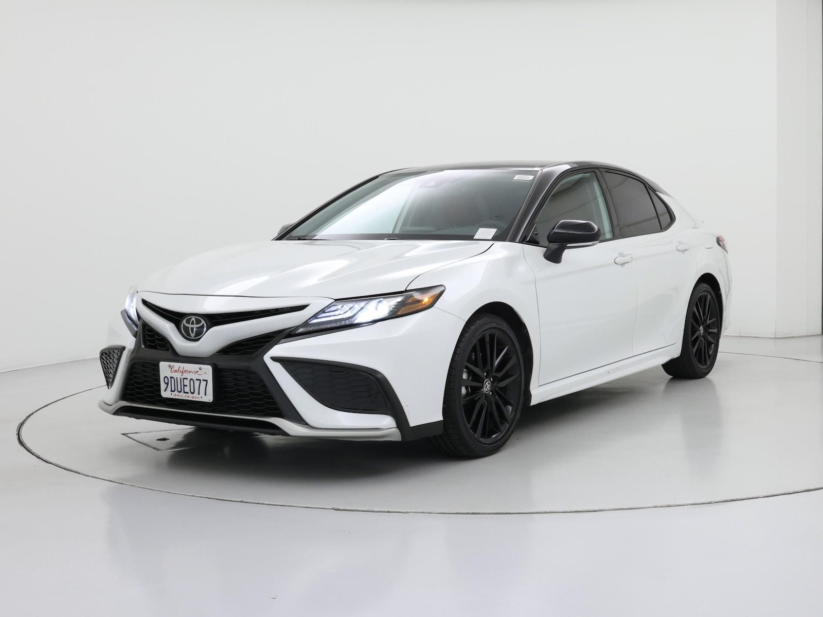 2023 Toyota Camry XSE - Photo 5