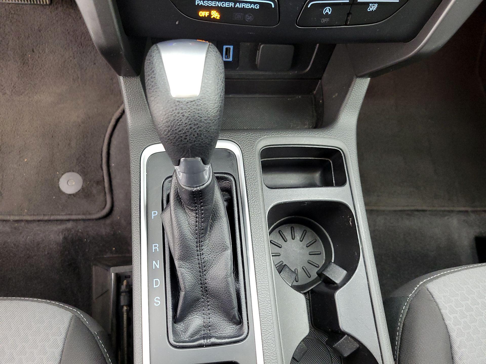 Thumbnail: 2017 Ford Escape - 17