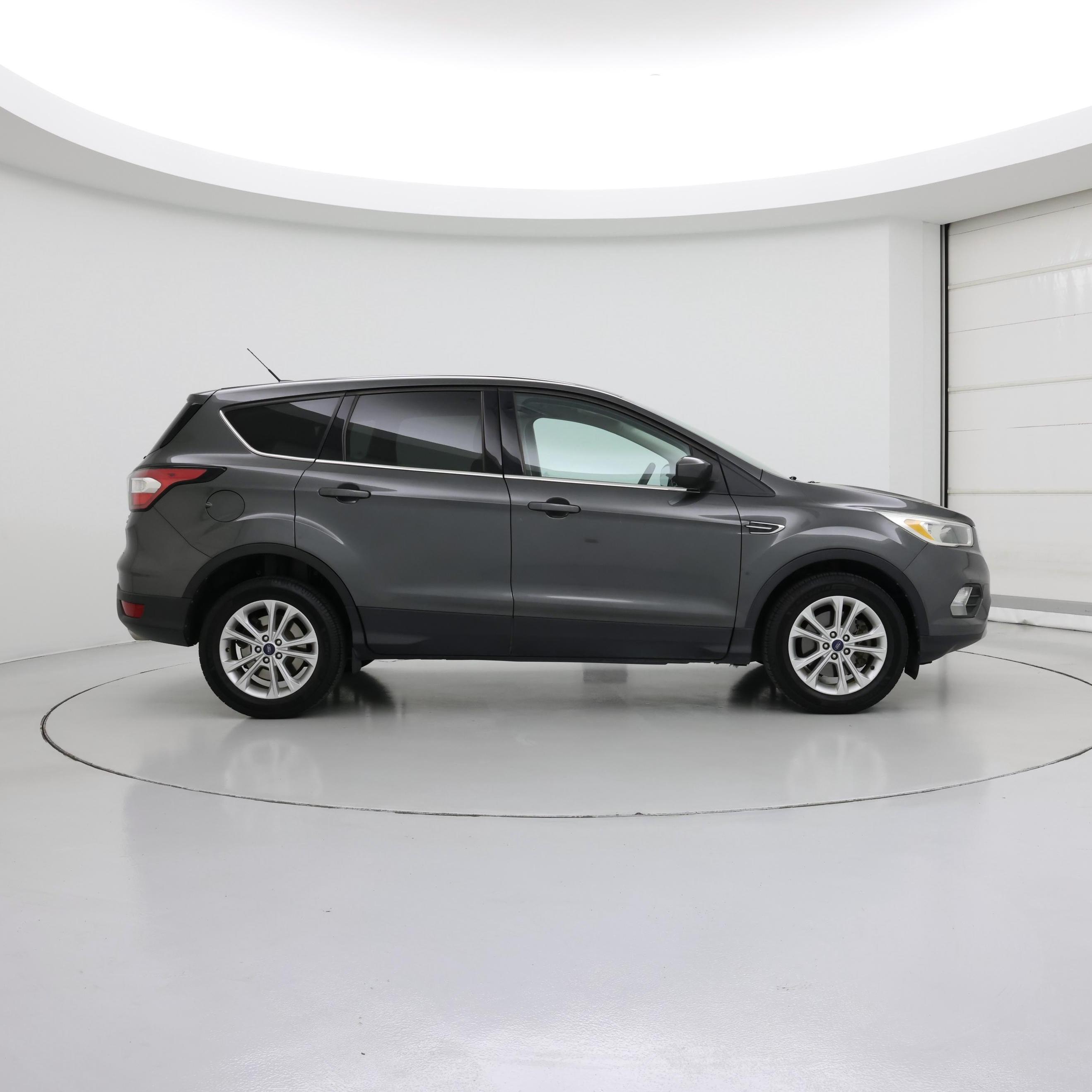 Thumbnail: 2017 Ford Escape - 7