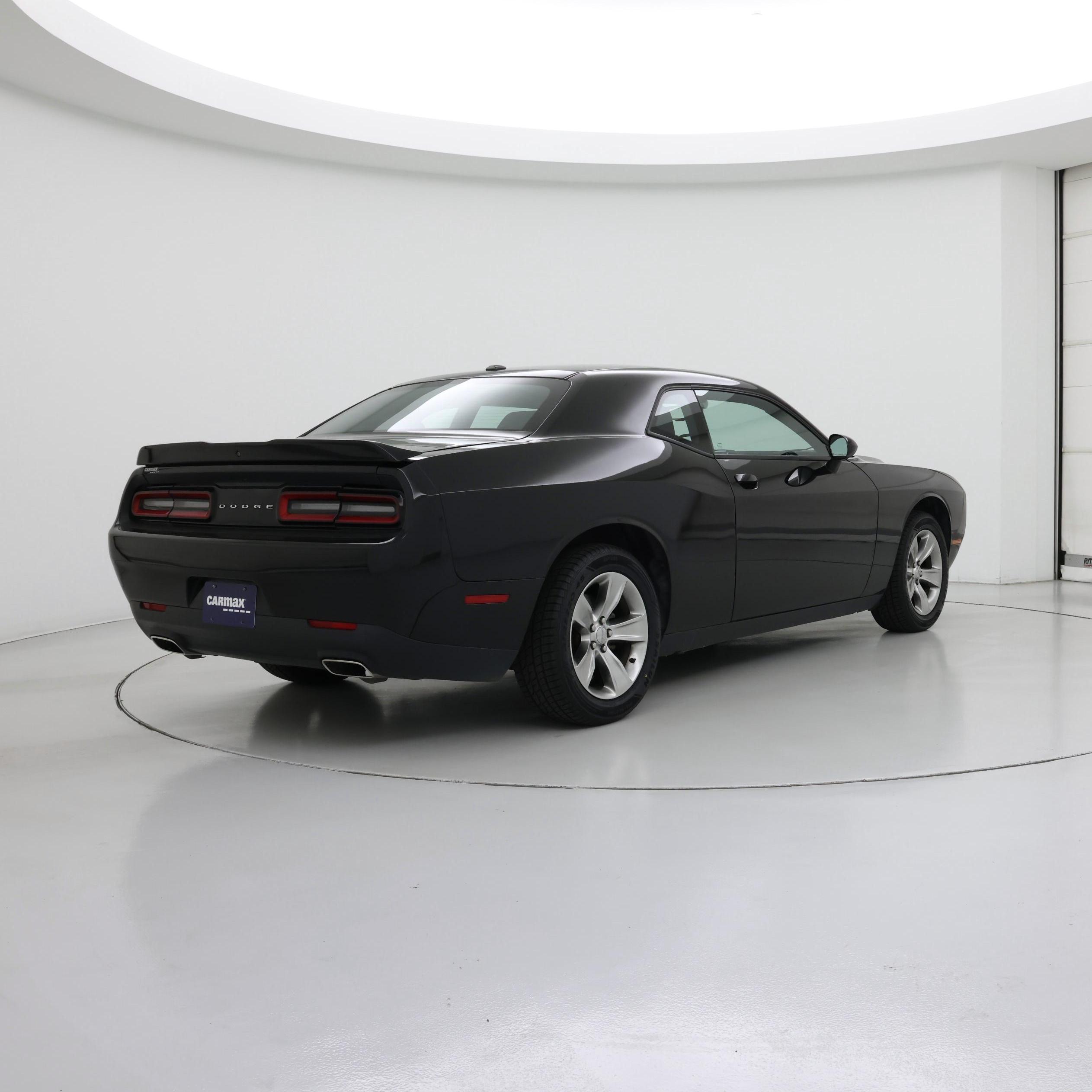 Thumbnail: 2021 Dodge Challenger - 8