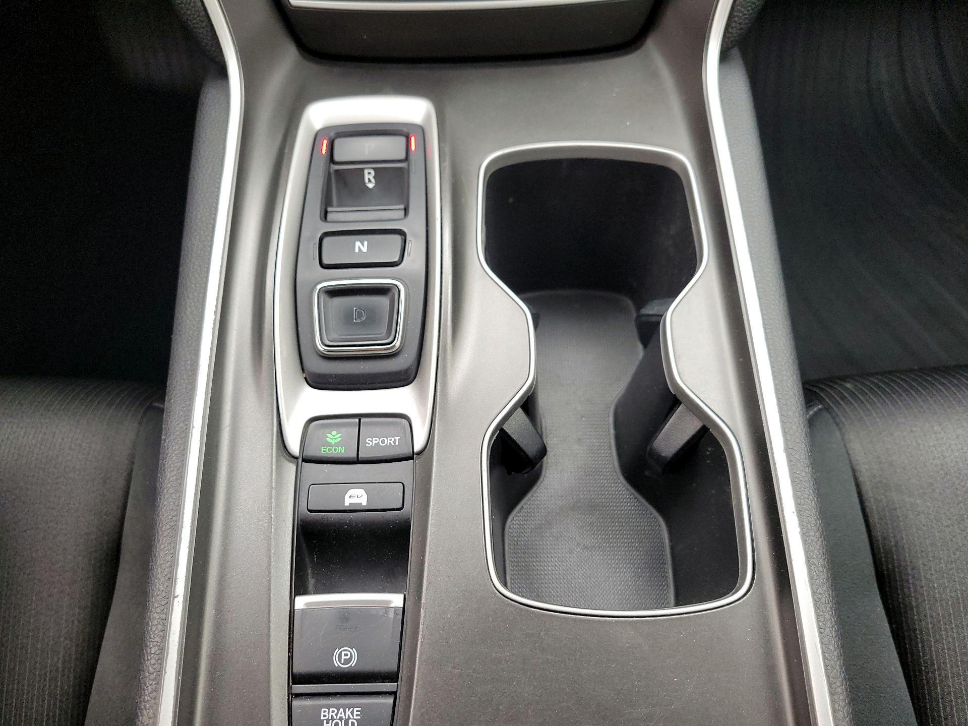 Thumbnail: 2018 Honda Accord - 17