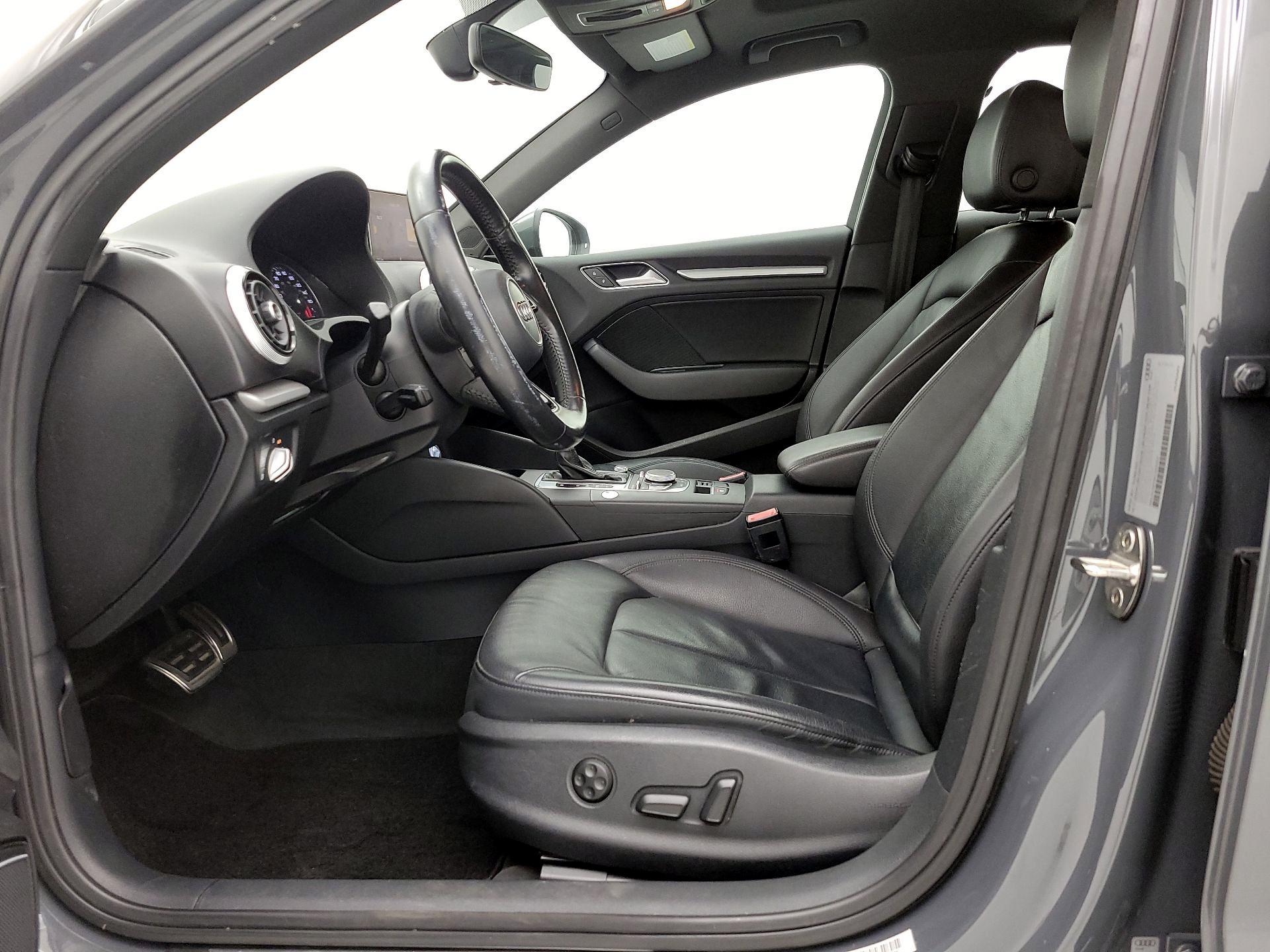 Thumbnail: 2017 Audi A3 - 11