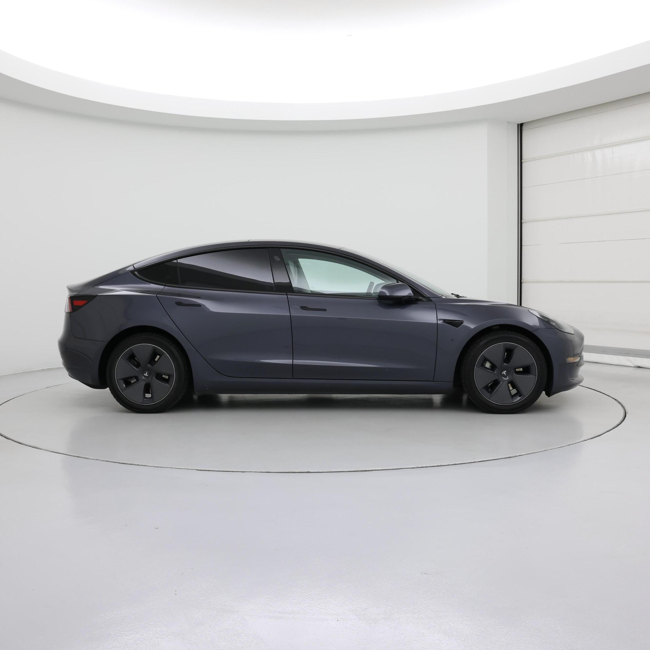 Thumbnail: 2023 Tesla Model 3 - 7