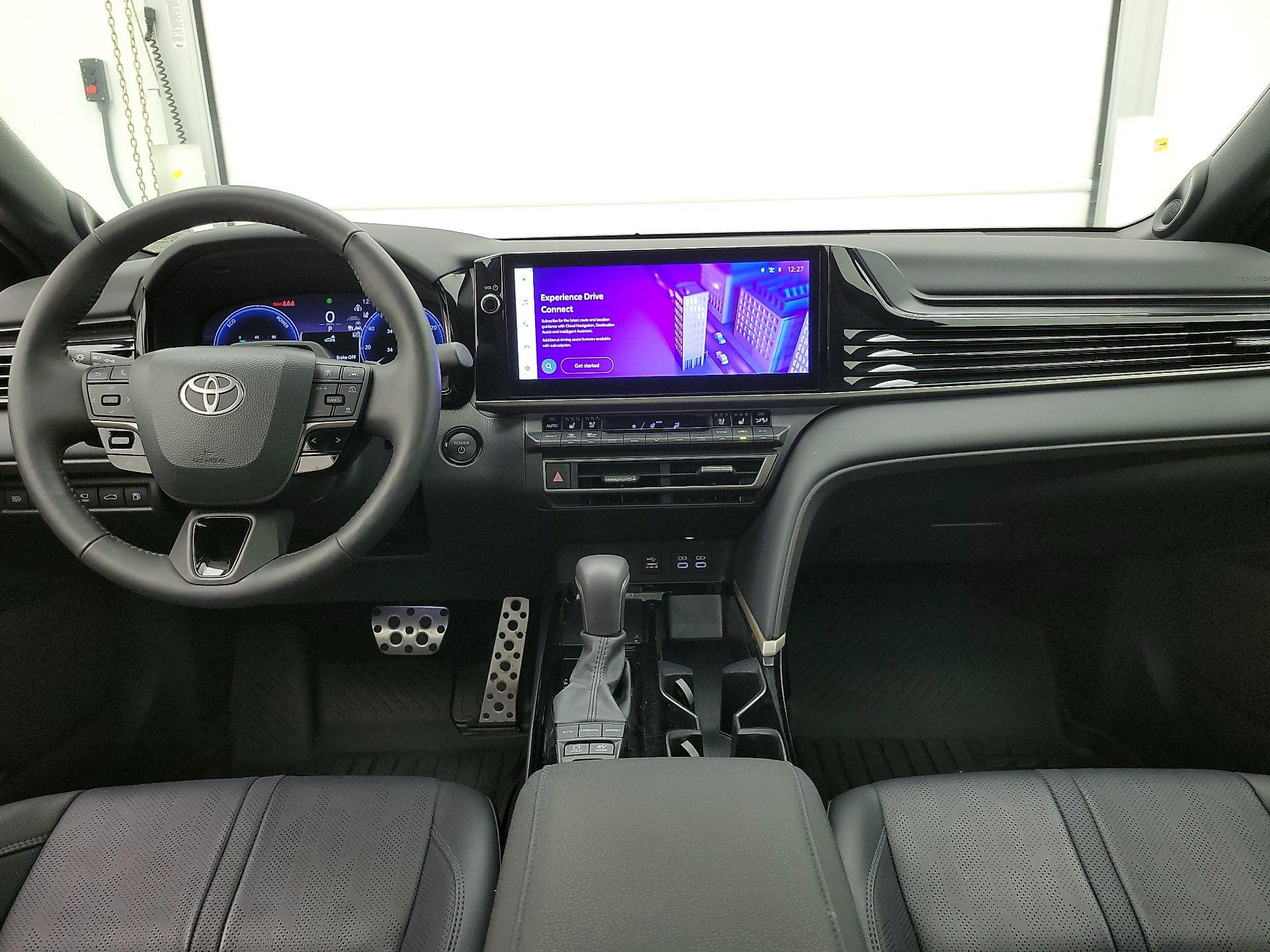 Thumbnail: 2025 Toyota Camry - 9