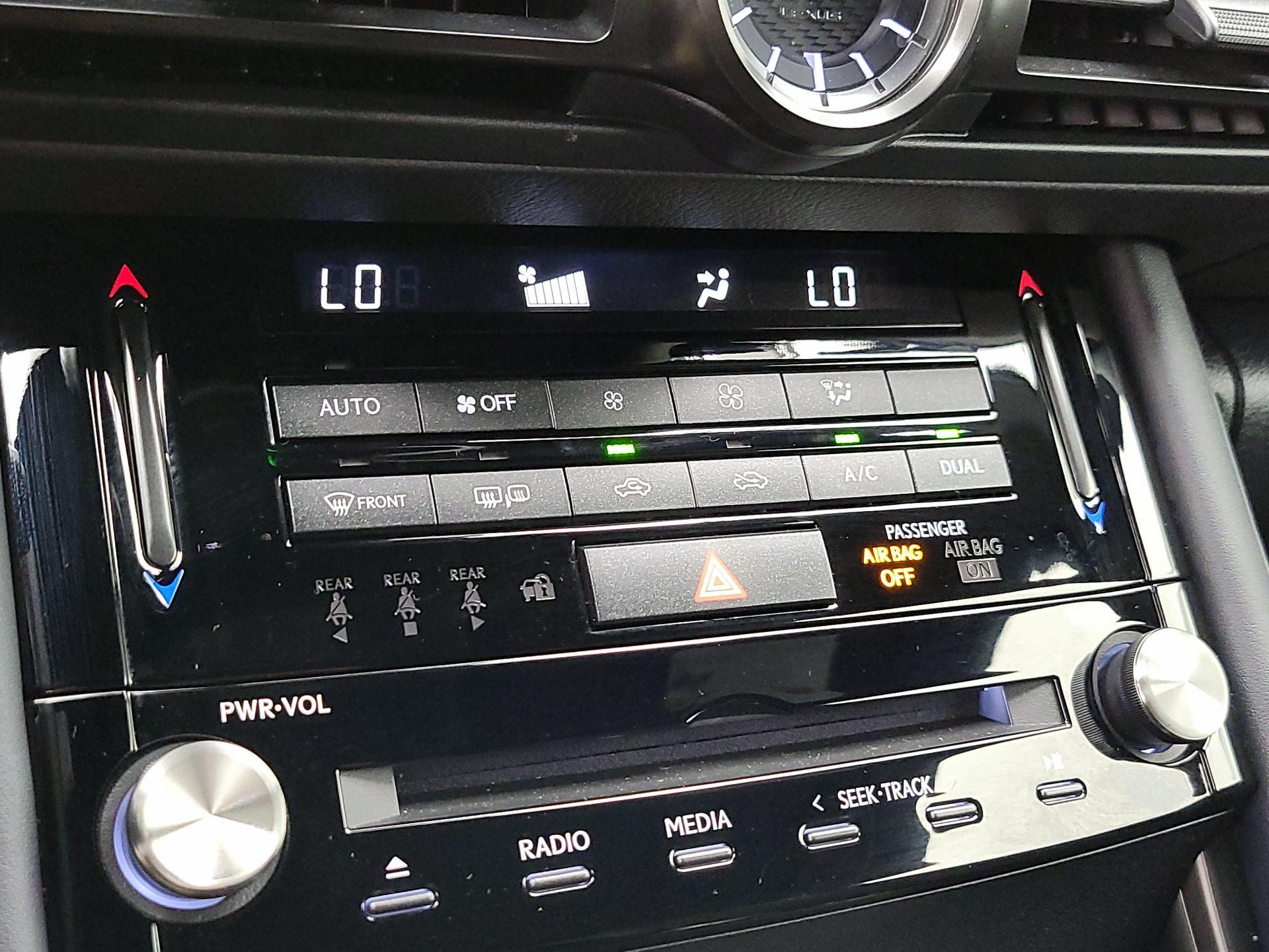 Thumbnail: 2025 Lexus IS - 16