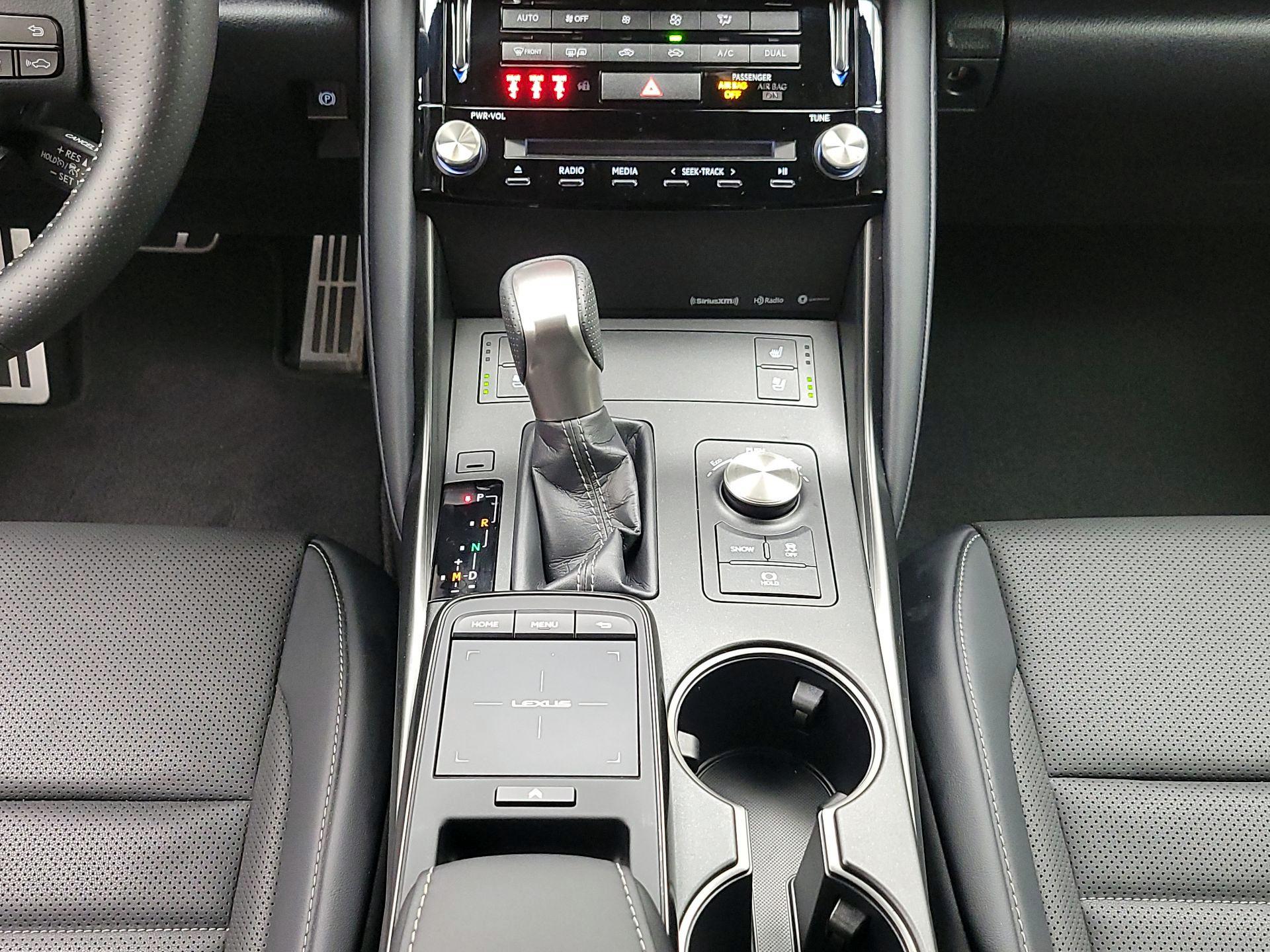 Thumbnail: 2025 Lexus IS - 17