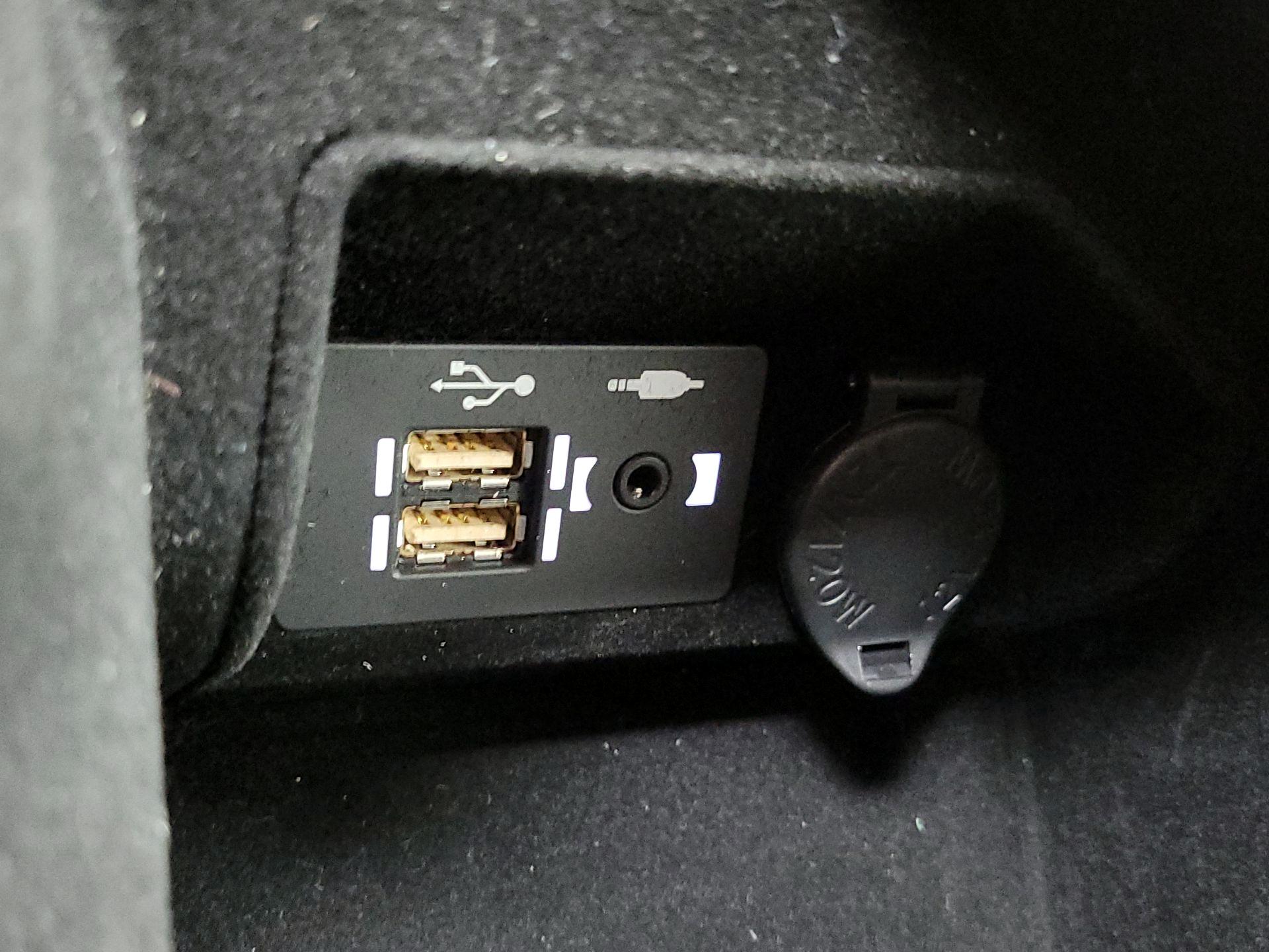 Thumbnail: 2025 Lexus IS - 18