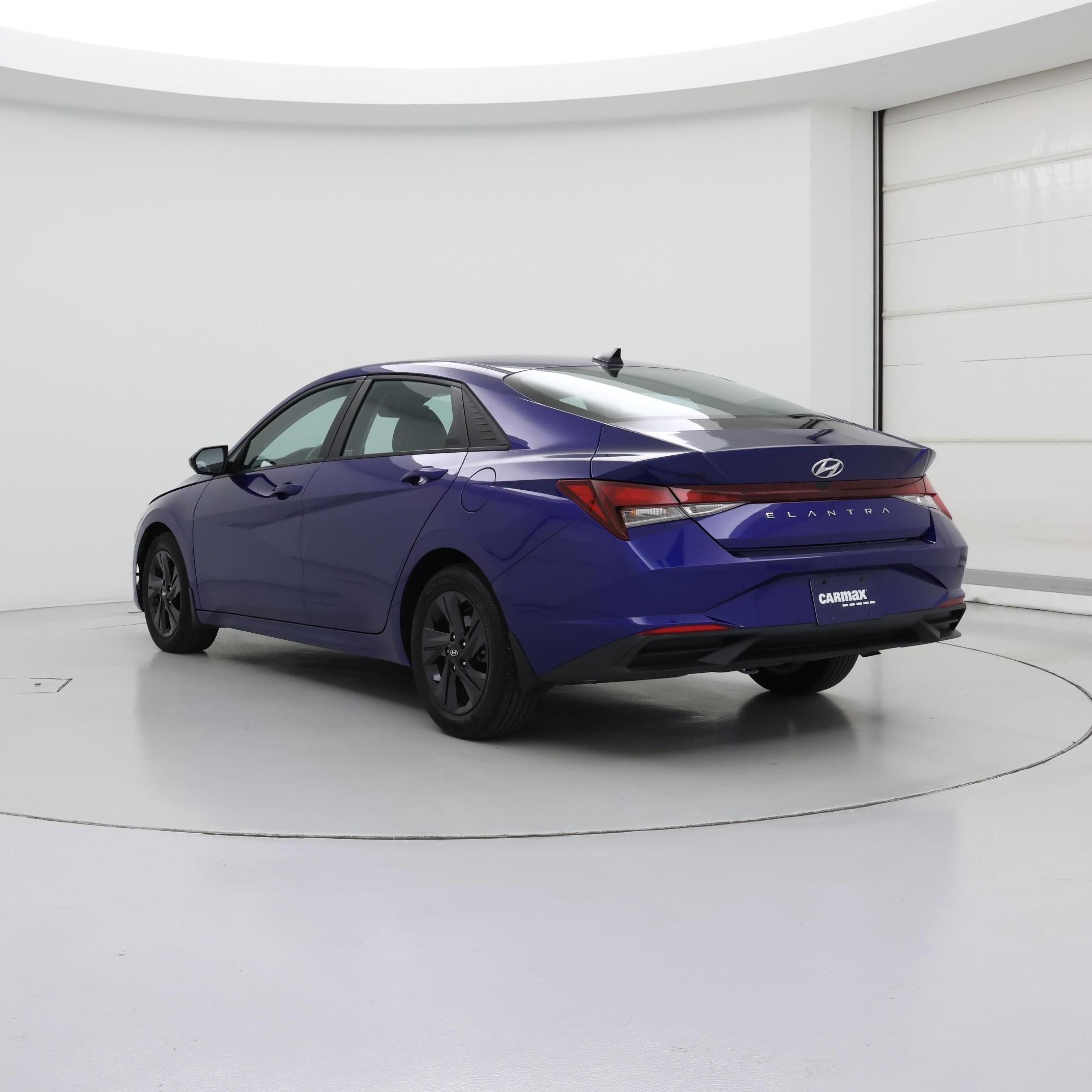 Thumbnail: 2023 Hyundai Elantra - 2