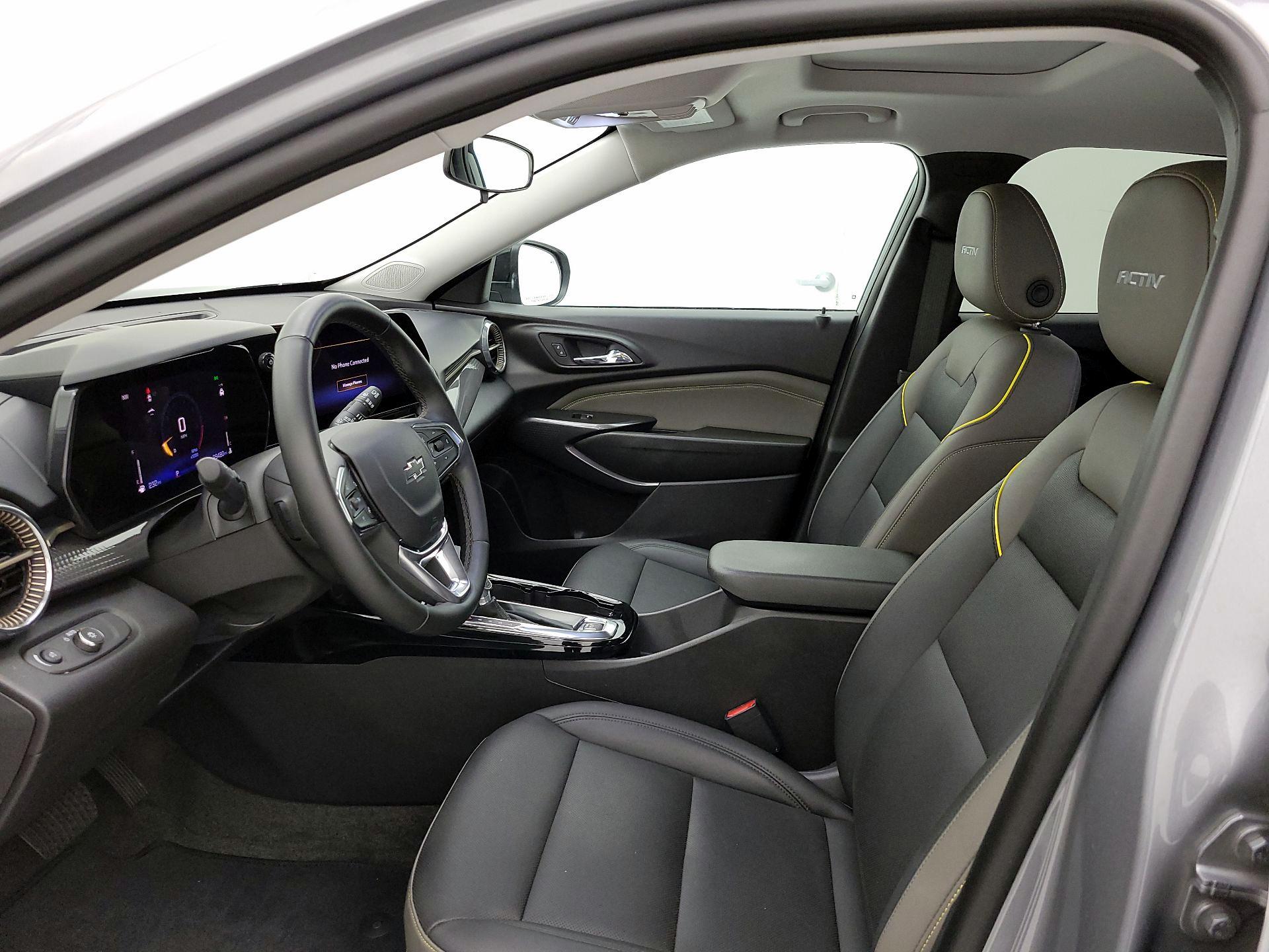 Thumbnail: 2025 Chevrolet Trax - 11