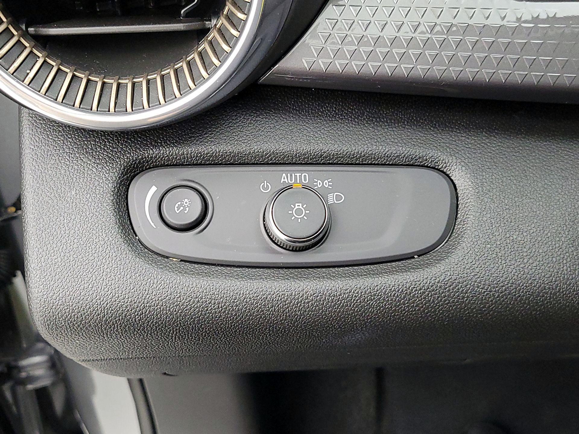 Thumbnail: 2025 Chevrolet Trax - 13