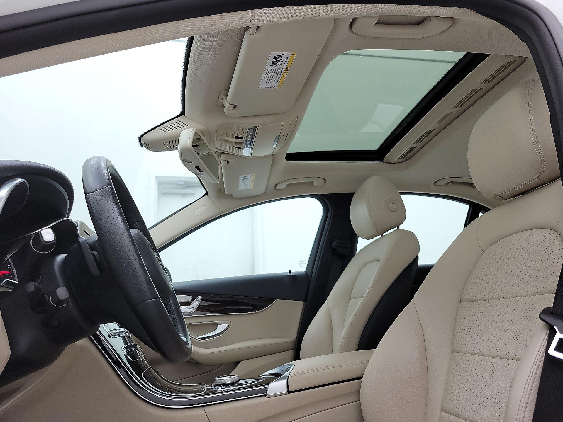 Thumbnail: 2018 Mercedes-Benz C-Class - 18