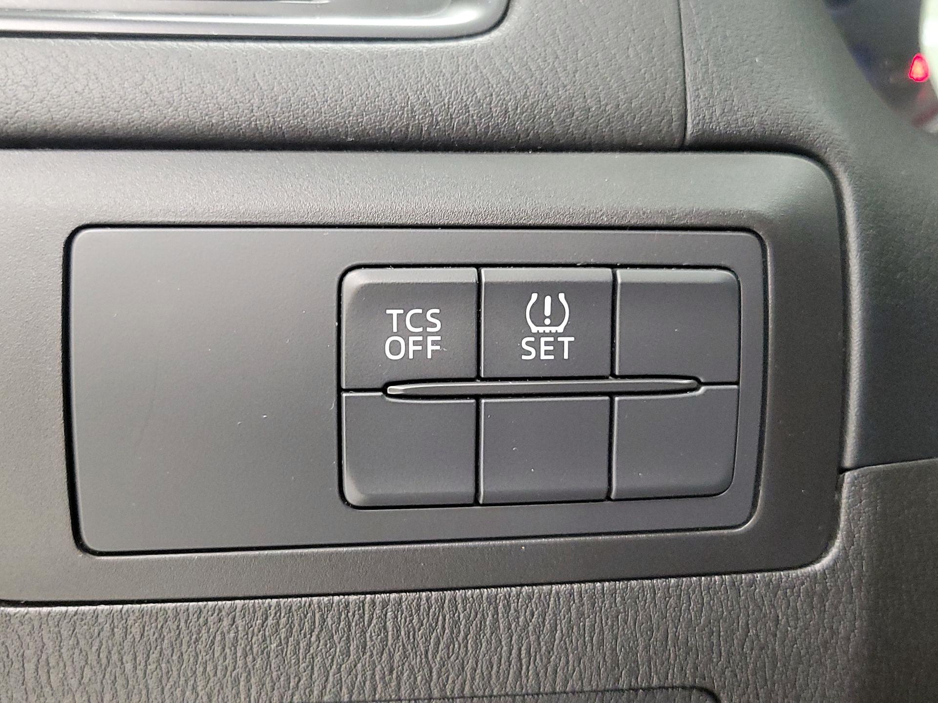 Thumbnail: 2016 Mazda CX-5 - 13