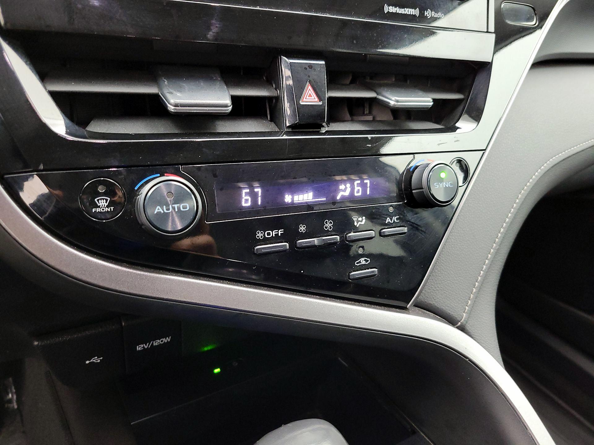 Thumbnail: 2024 Toyota Camry - 16