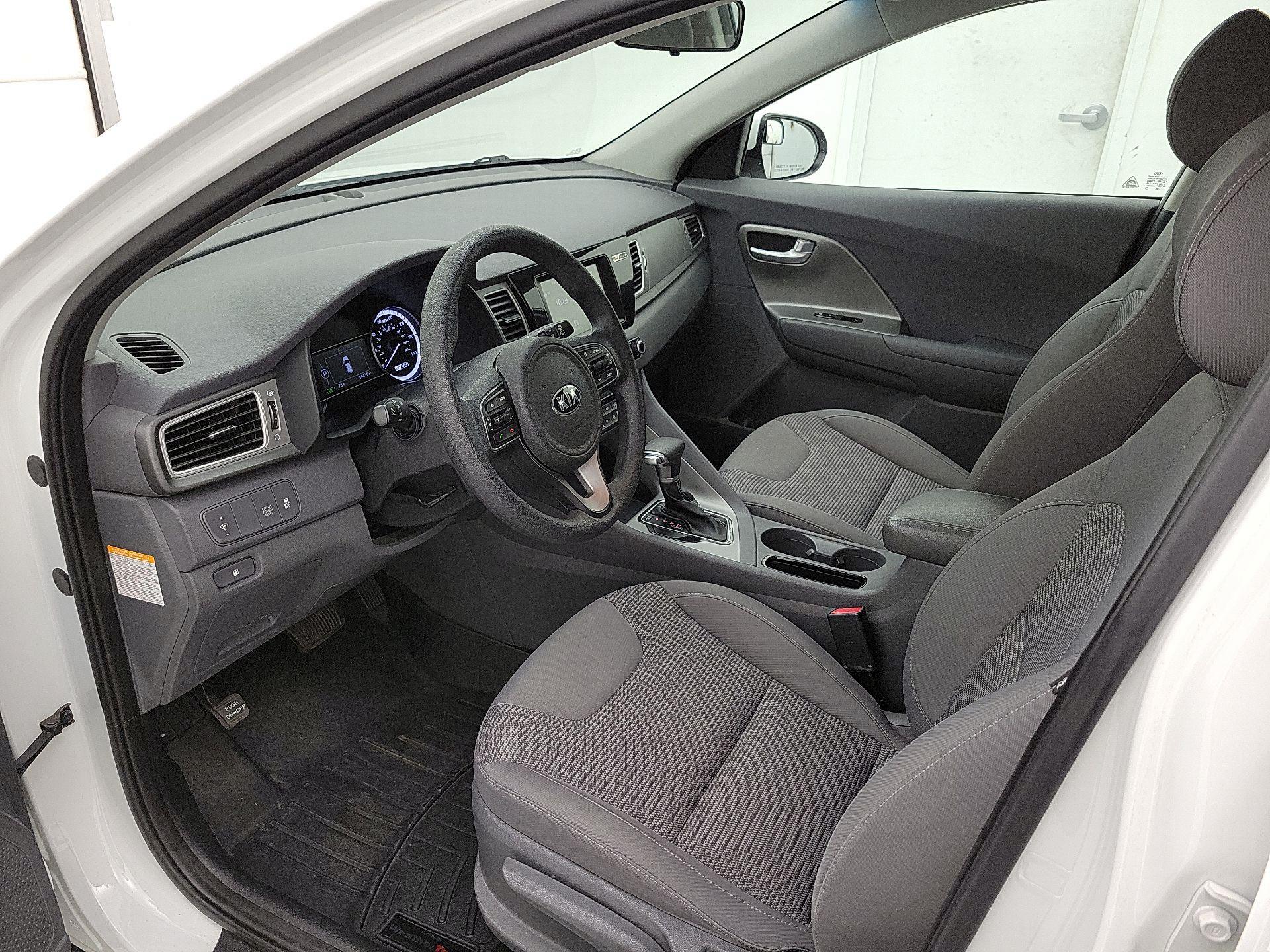 Thumbnail: 2018 Kia Niro - 11