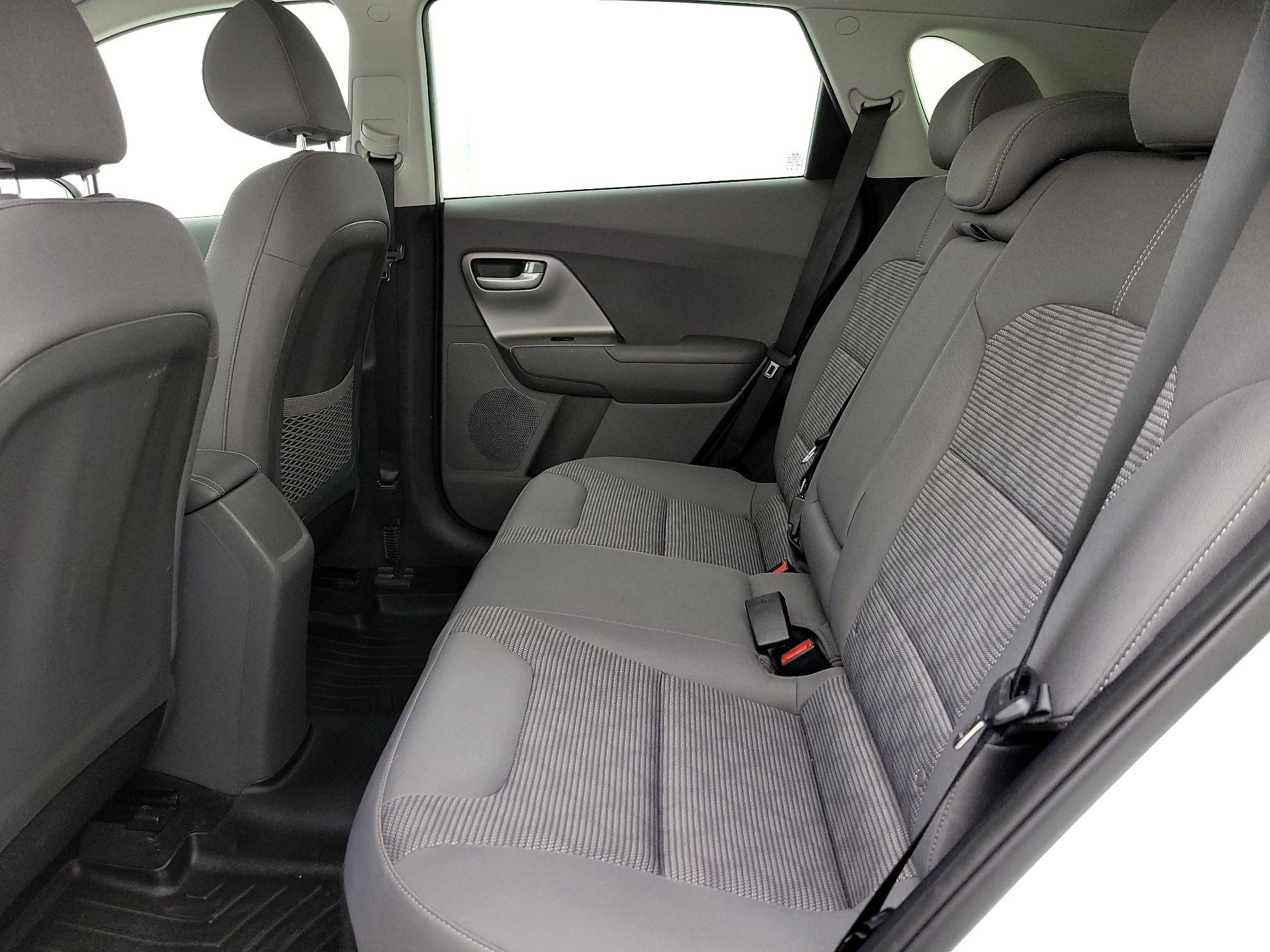 Thumbnail: 2018 Kia Niro - 19