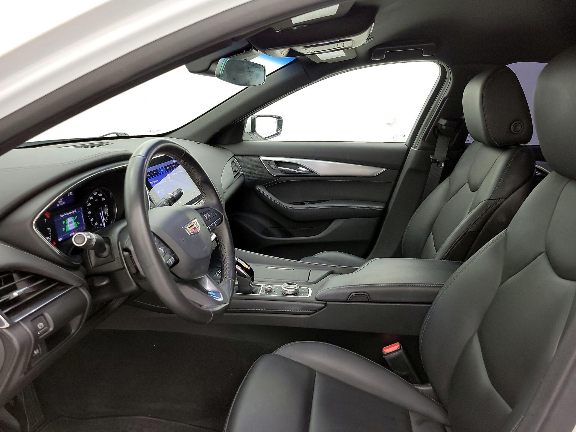 Thumbnail: 2023 Cadillac CT5 - 11