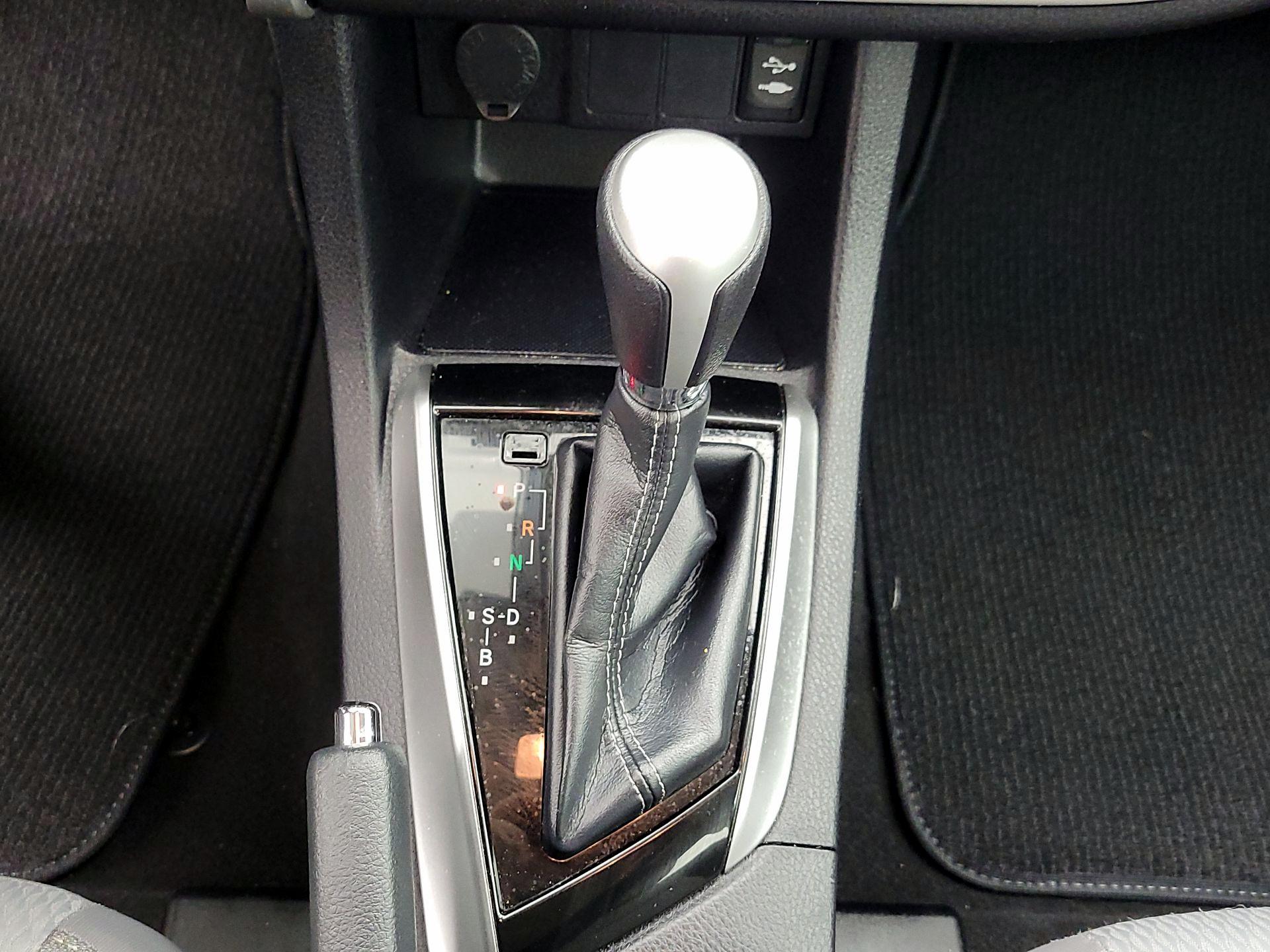 Thumbnail: 2019 Toyota Corolla - 17